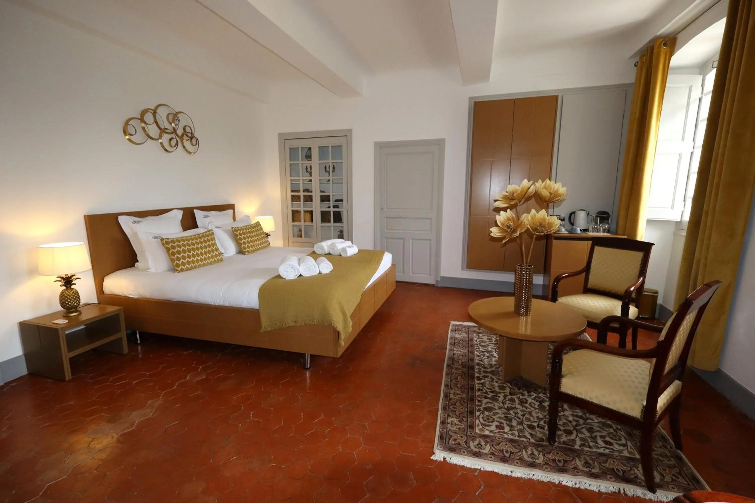 Bed in Château de Taradel