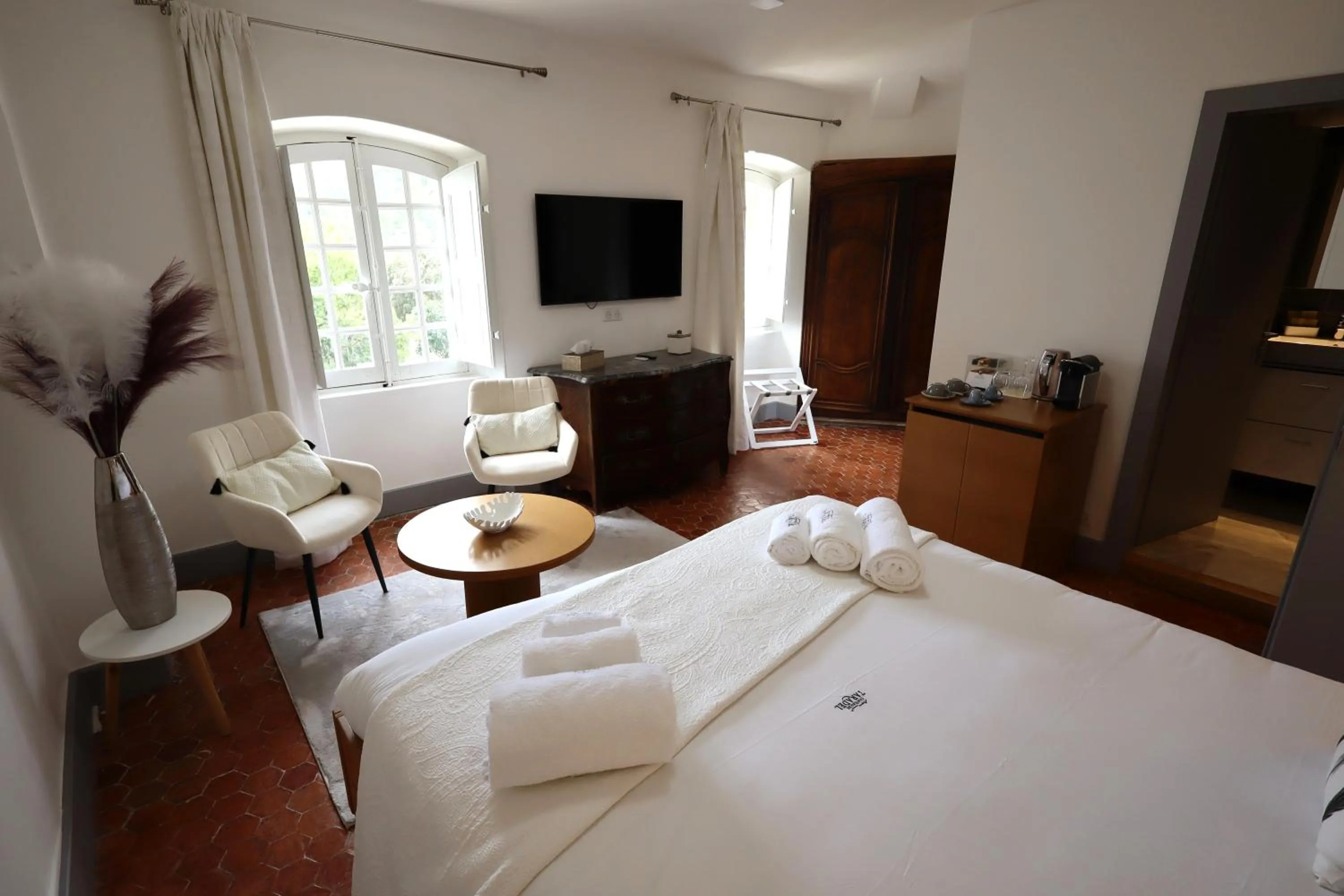 Bed in Château de Taradel