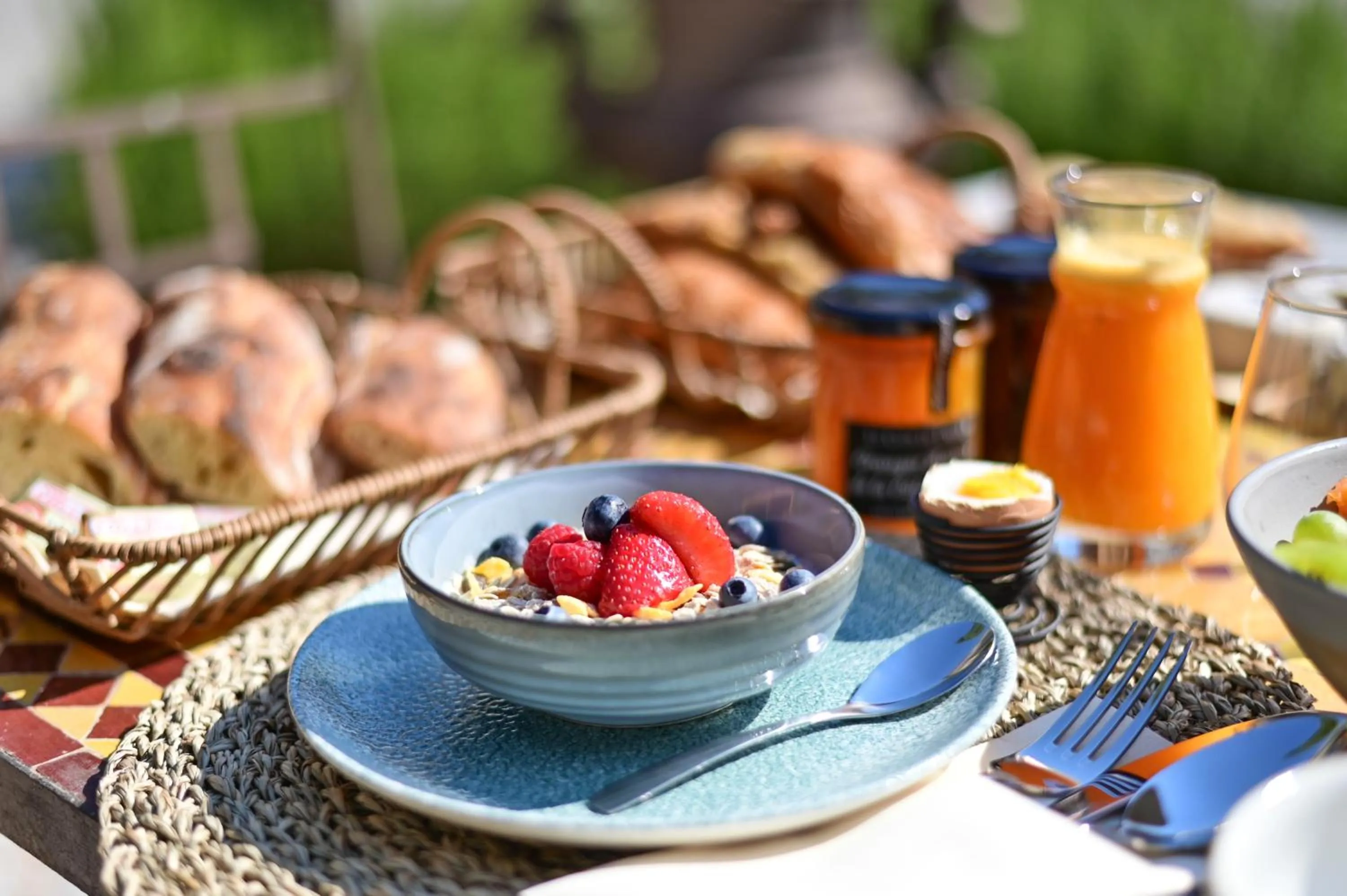Breakfast in Château de Taradel
