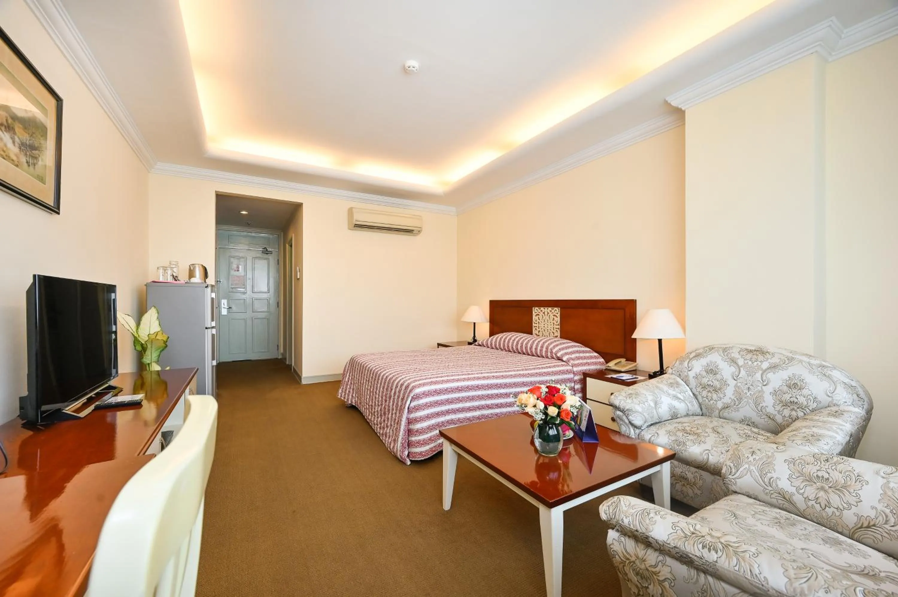 Photo of the whole room, Bed in Cityview Serviced Apartment & Hotel Ho Chi Minh City