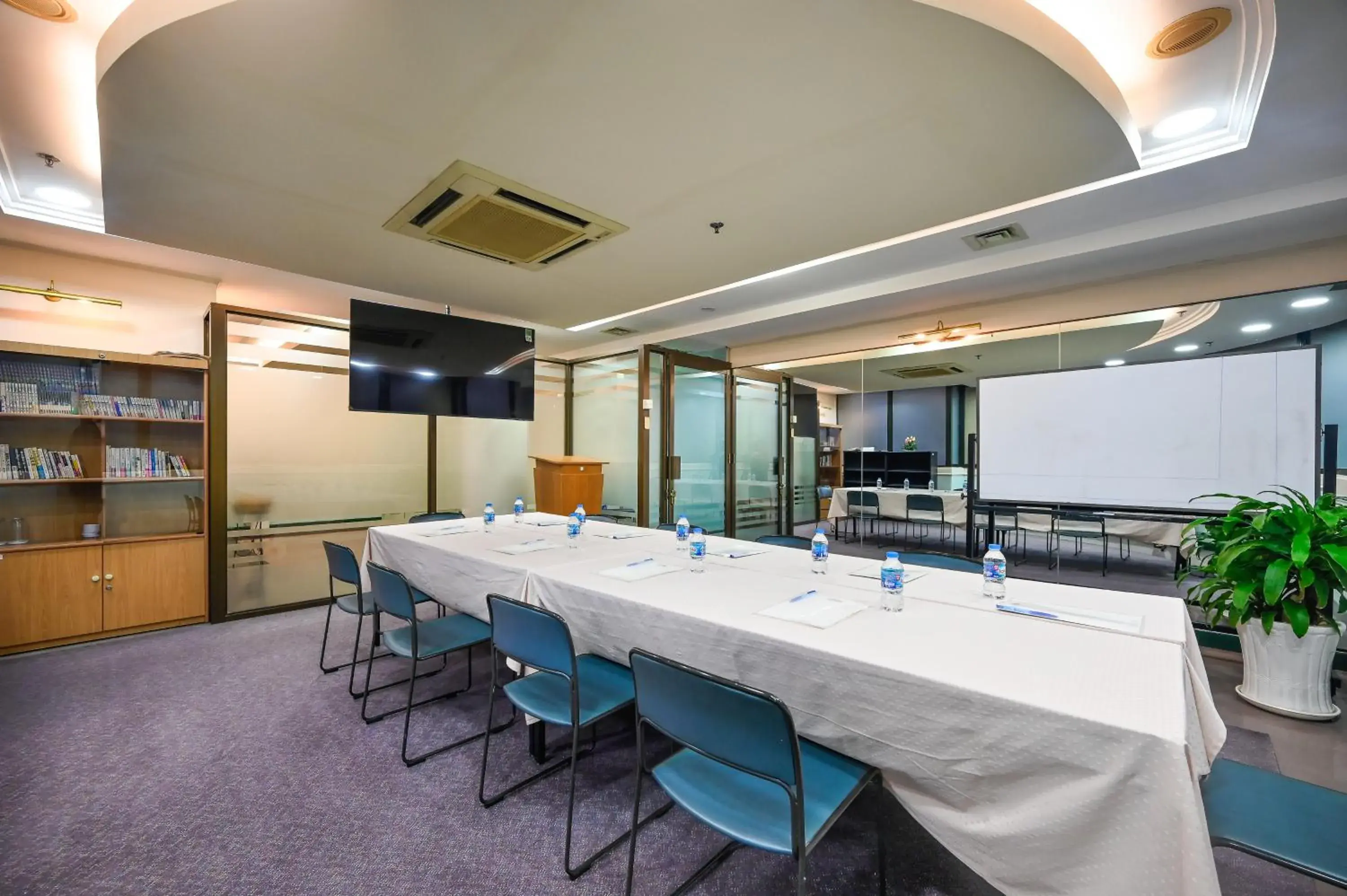 Meeting/conference room in Cityview Serviced Apartment & Hotel Ho Chi Minh City Meeting/conference room in Cityview Serviced Apartment & Hotel Ho Chi Minh City