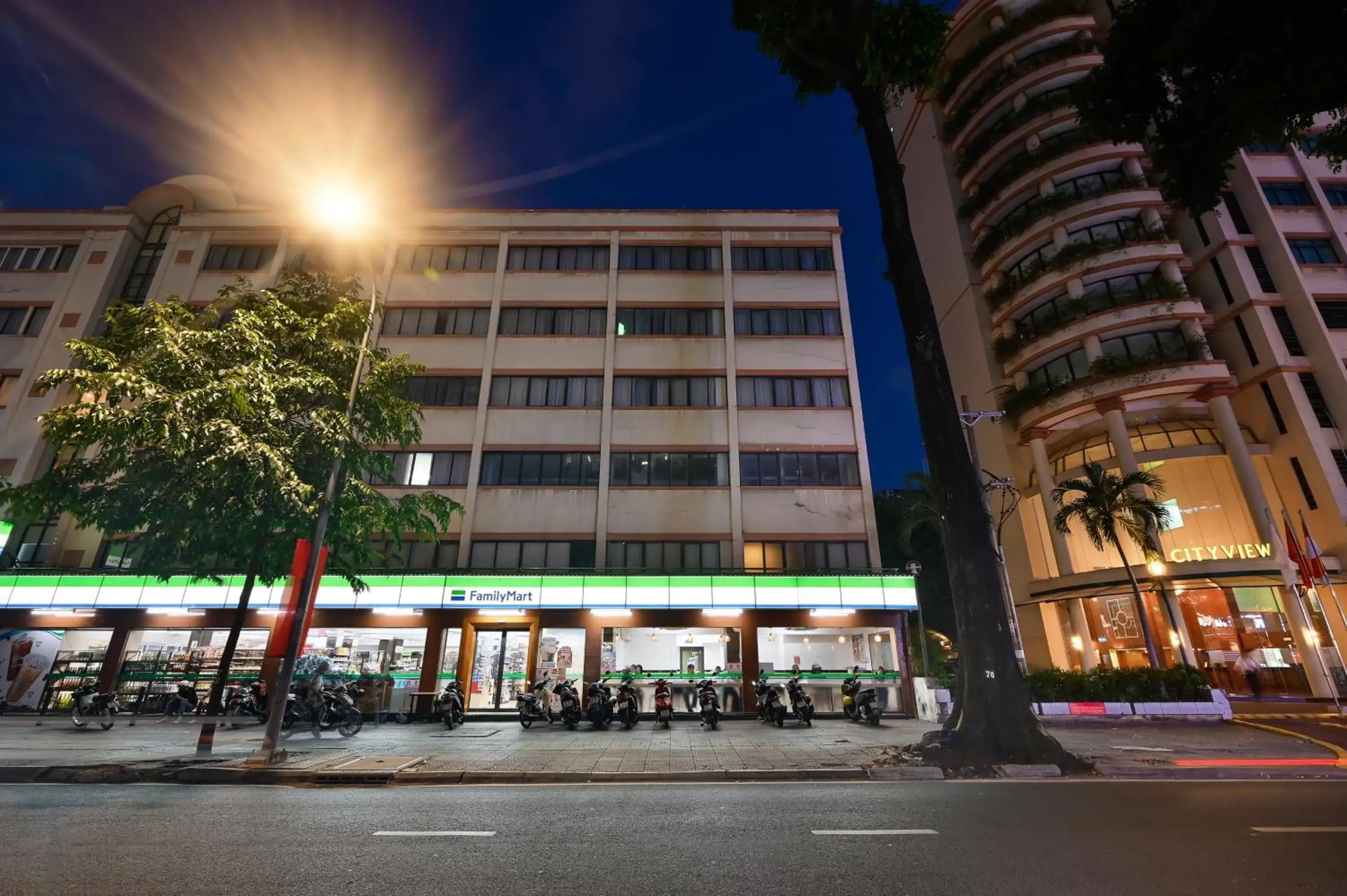 Supermarket/grocery shop in Cityview Serviced Apartment & Hotel Ho Chi Minh City Supermarket/grocery shop in Cityview Serviced Apartment & Hotel Ho Chi Minh City