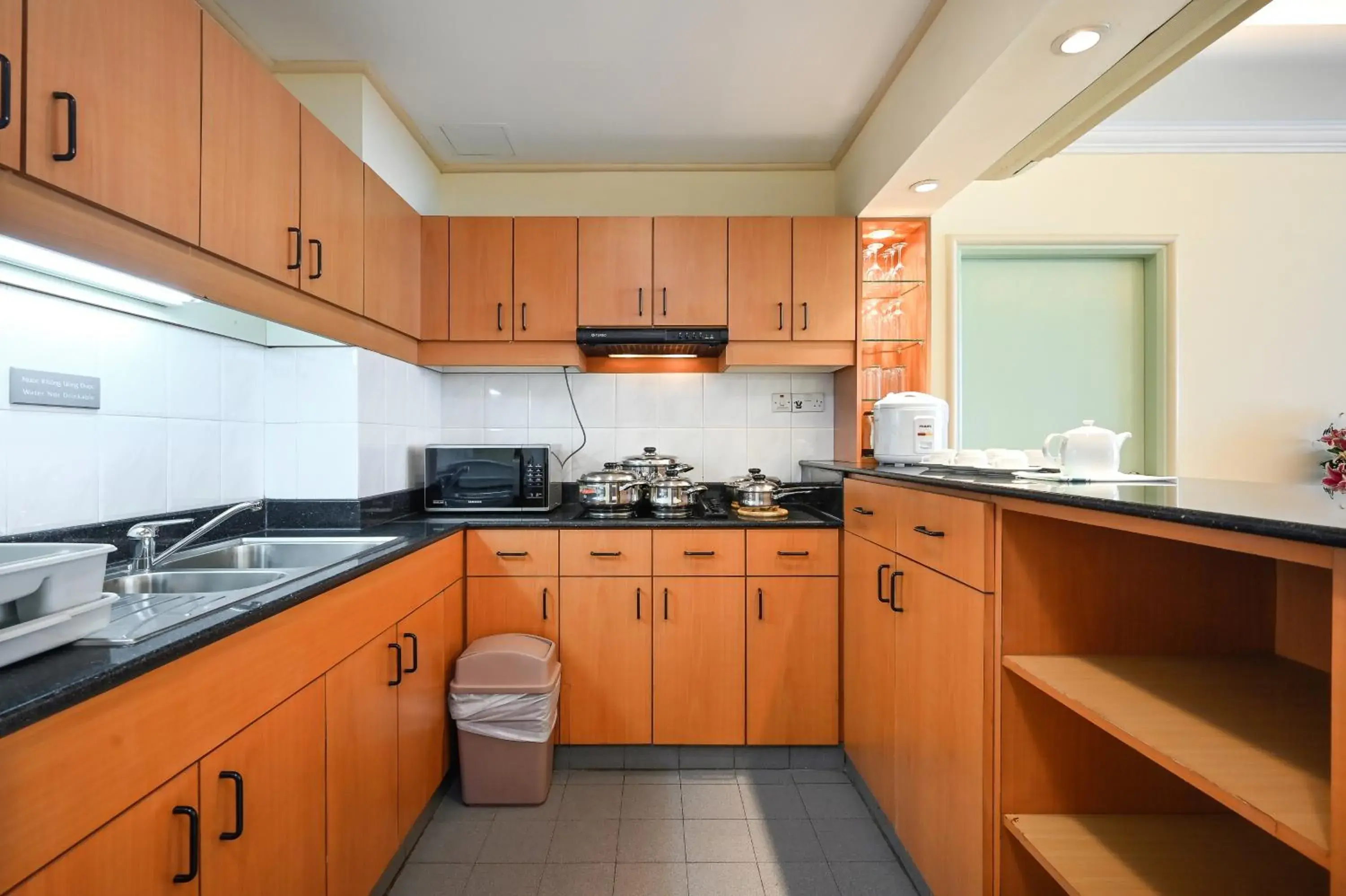 stove in Cityview Serviced Apartment & Hotel Ho Chi Minh City stove in Cityview Serviced Apartment & Hotel Ho Chi Minh City