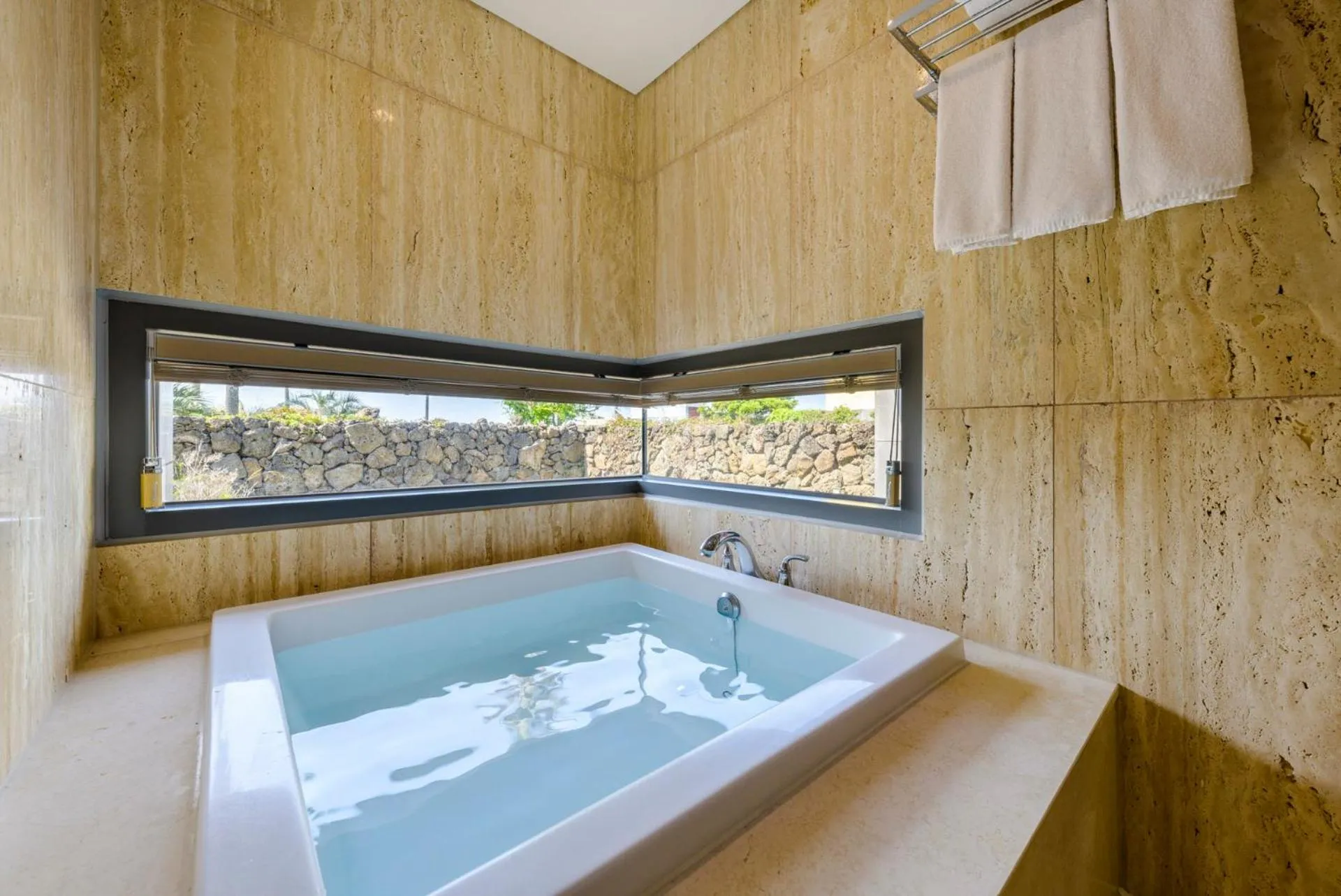 STANFORD Hotel & Resort Jeju