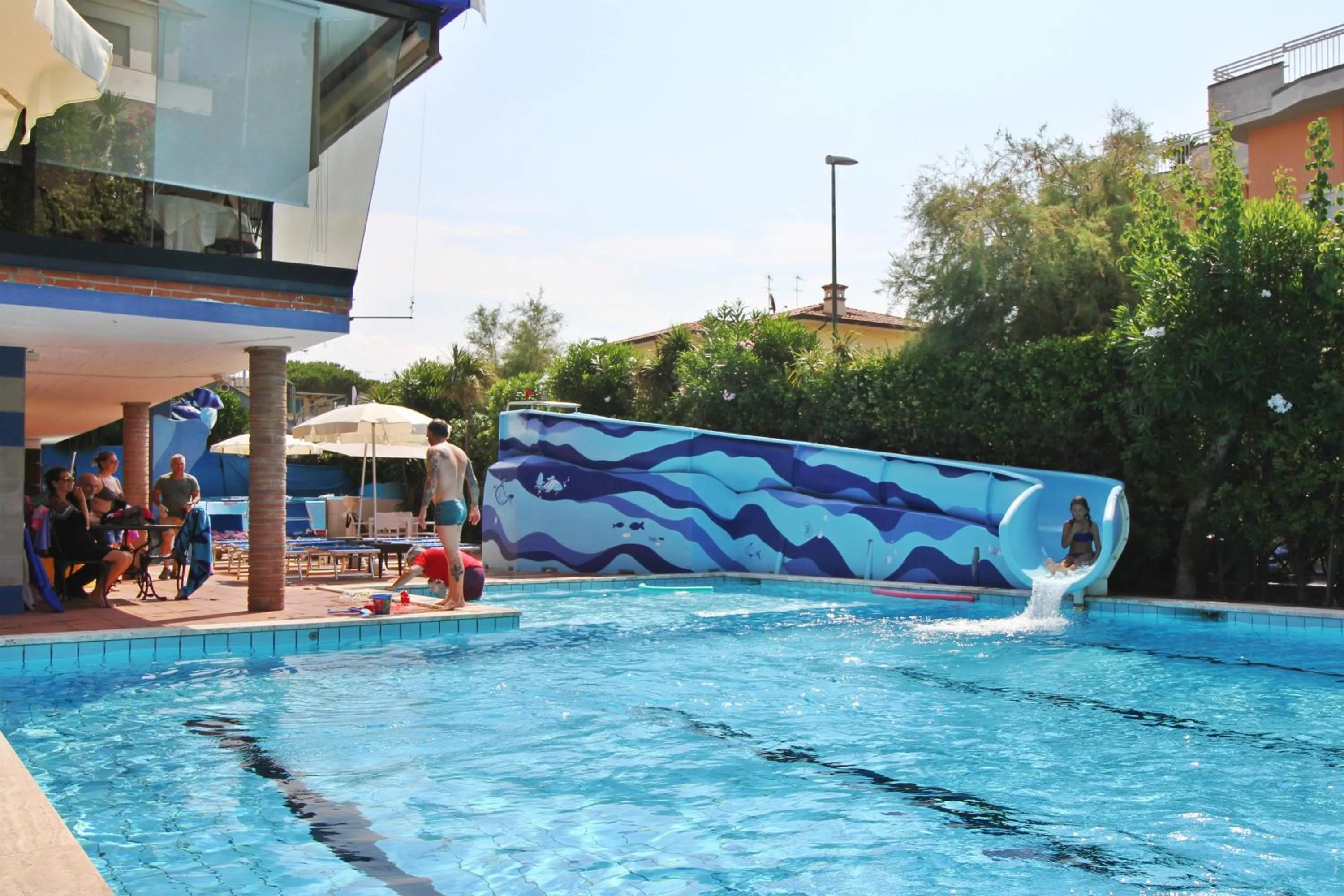 Swimming pool in Hotel Eur