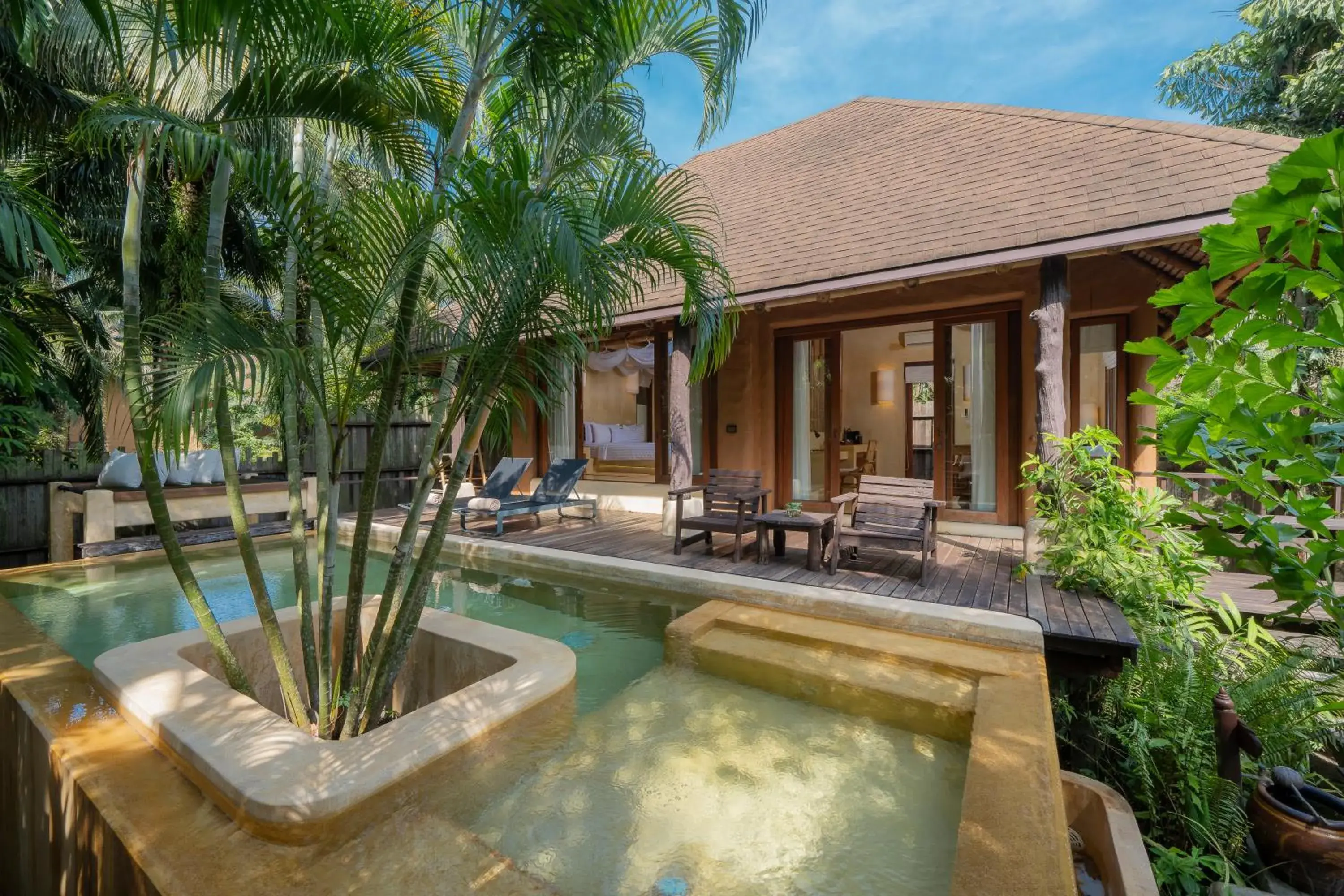 Garden view in High Season Pool Villa & Spa Garden view in High Season Pool Villa & Spa