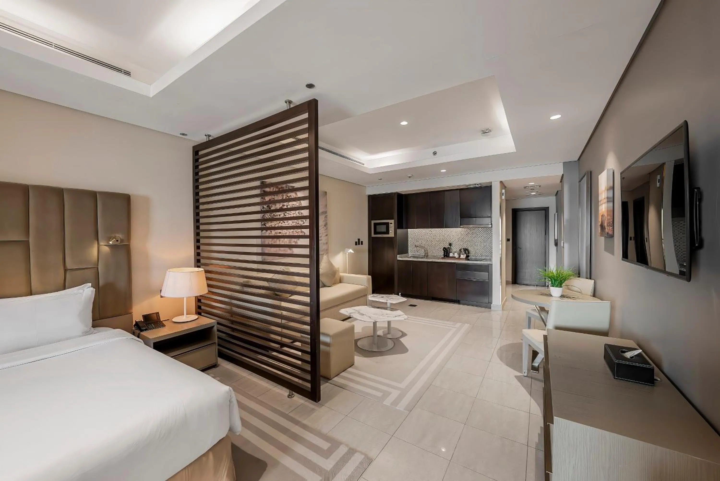 Bedroom, Bed in Wyndham Residences The Palm