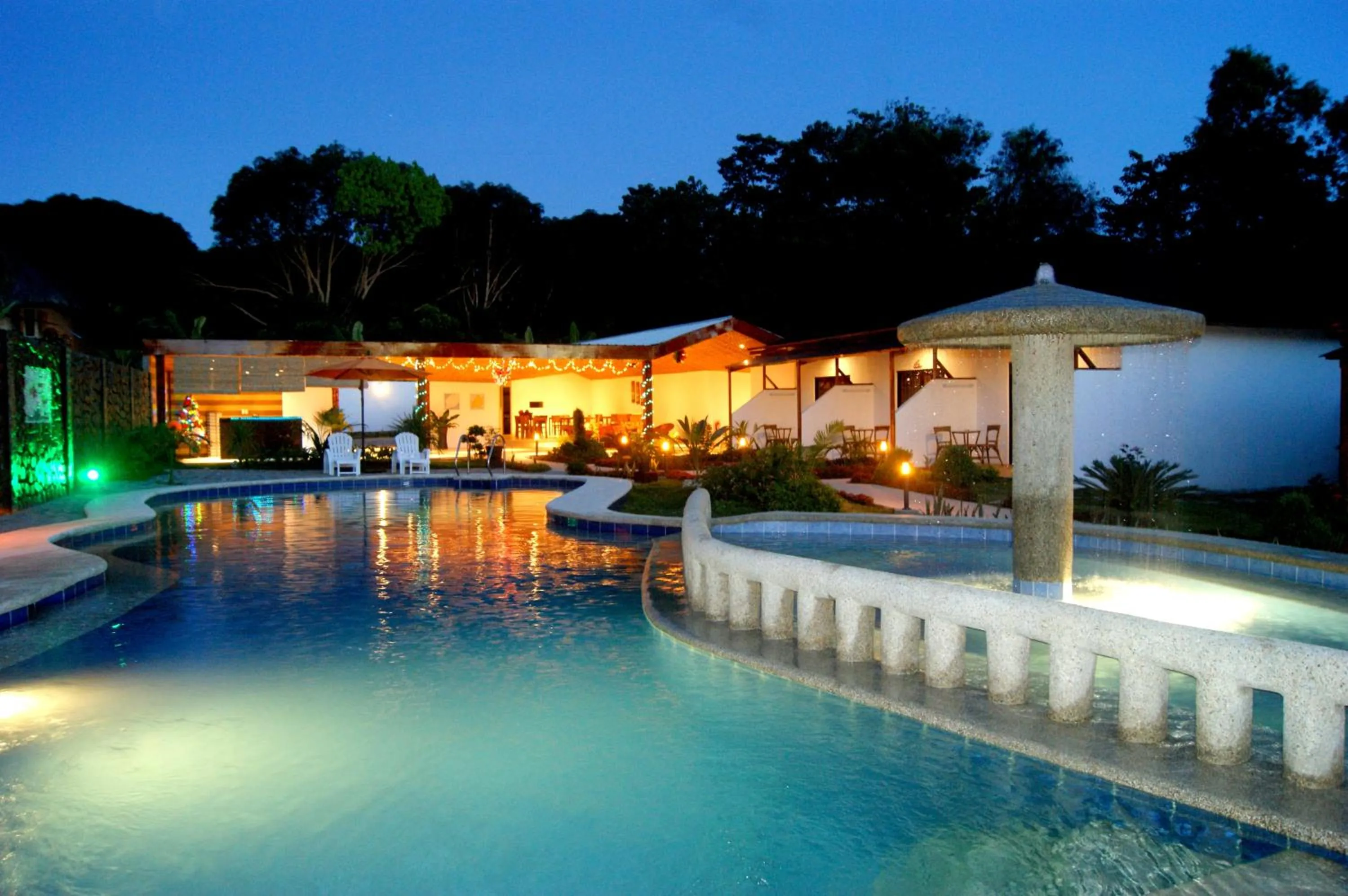Swimming pool in Panglao Homes Resort & Villas
