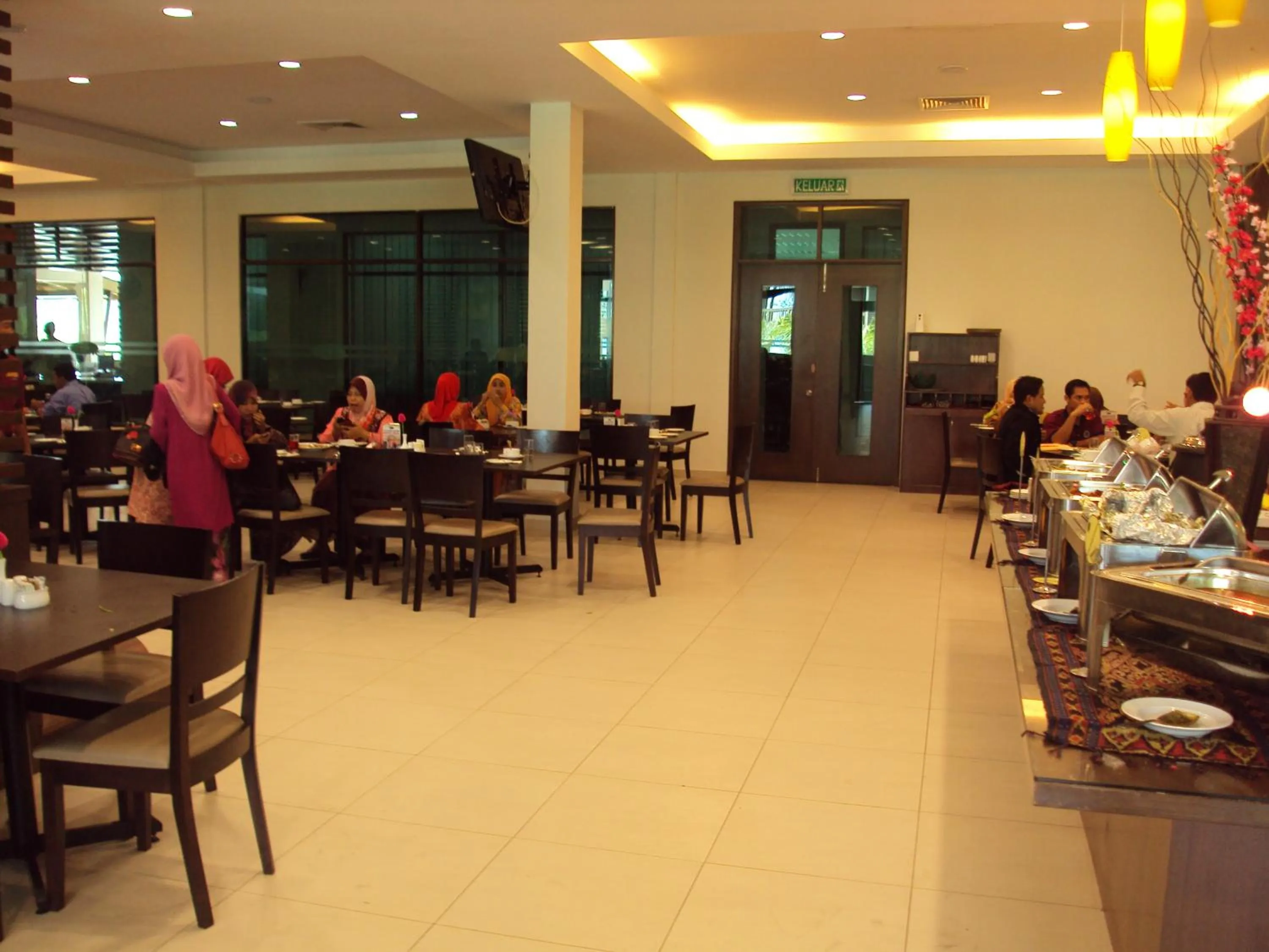 Restaurant/places to eat in Hotel Felda Residence Tanjung Leman