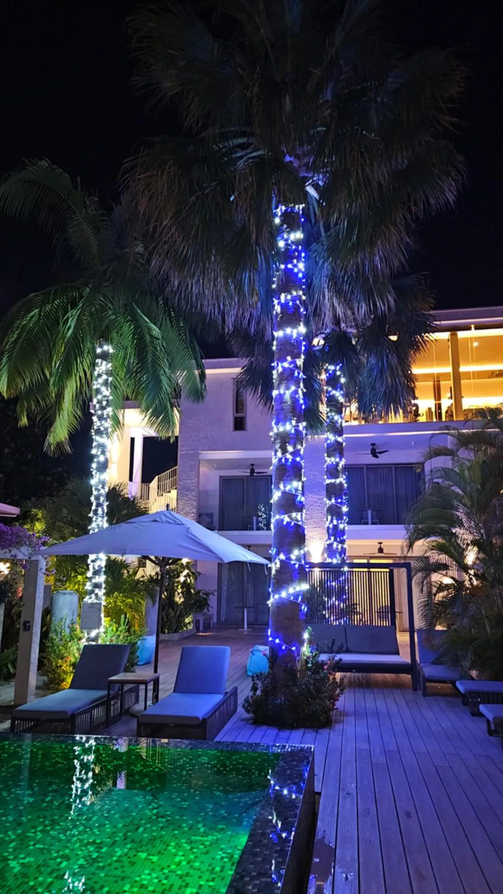 Property building in Hotel Le Duc de Praslin