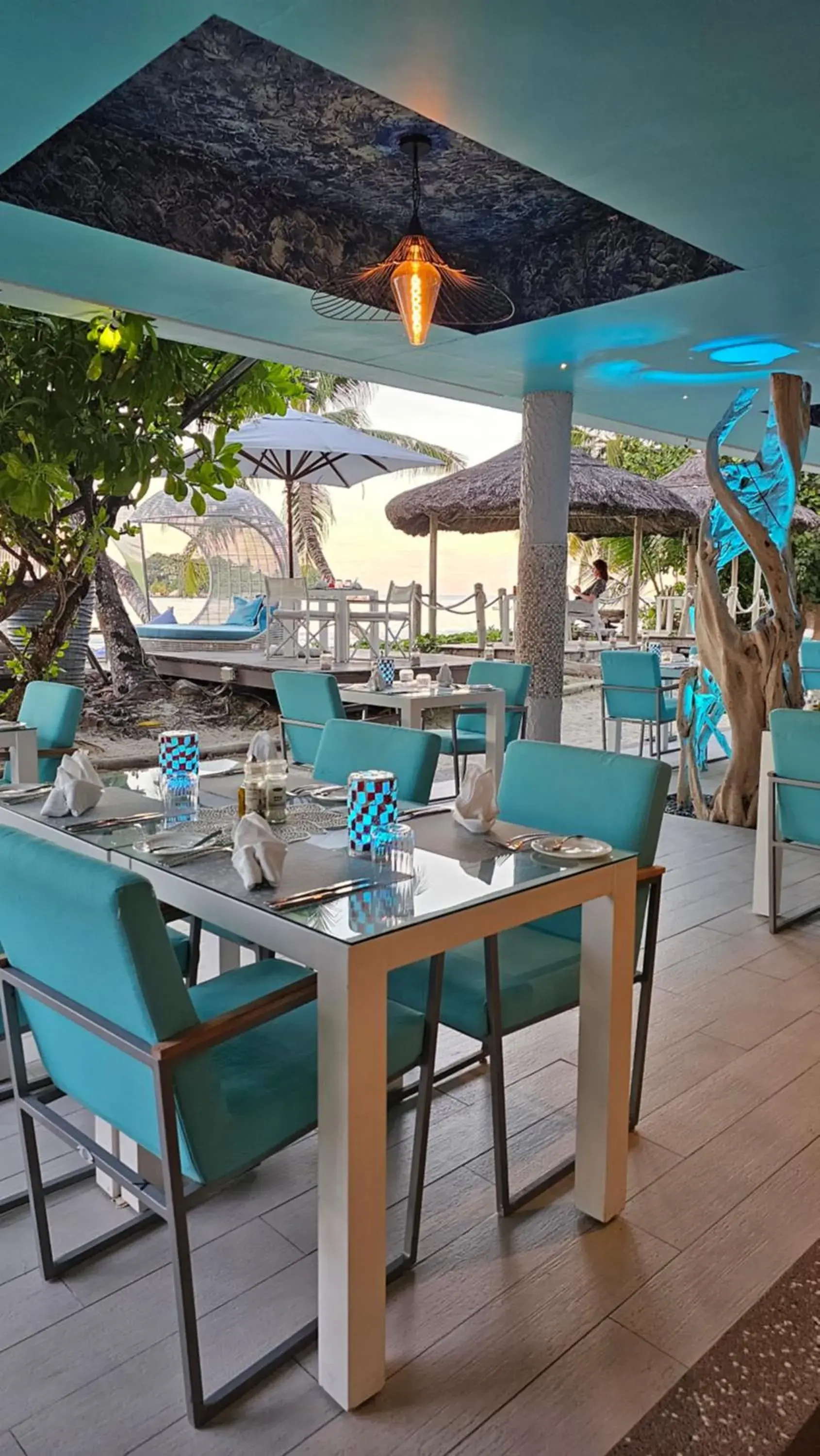 Property building in Hotel Le Duc de Praslin Property building in Hotel Le Duc de Praslin