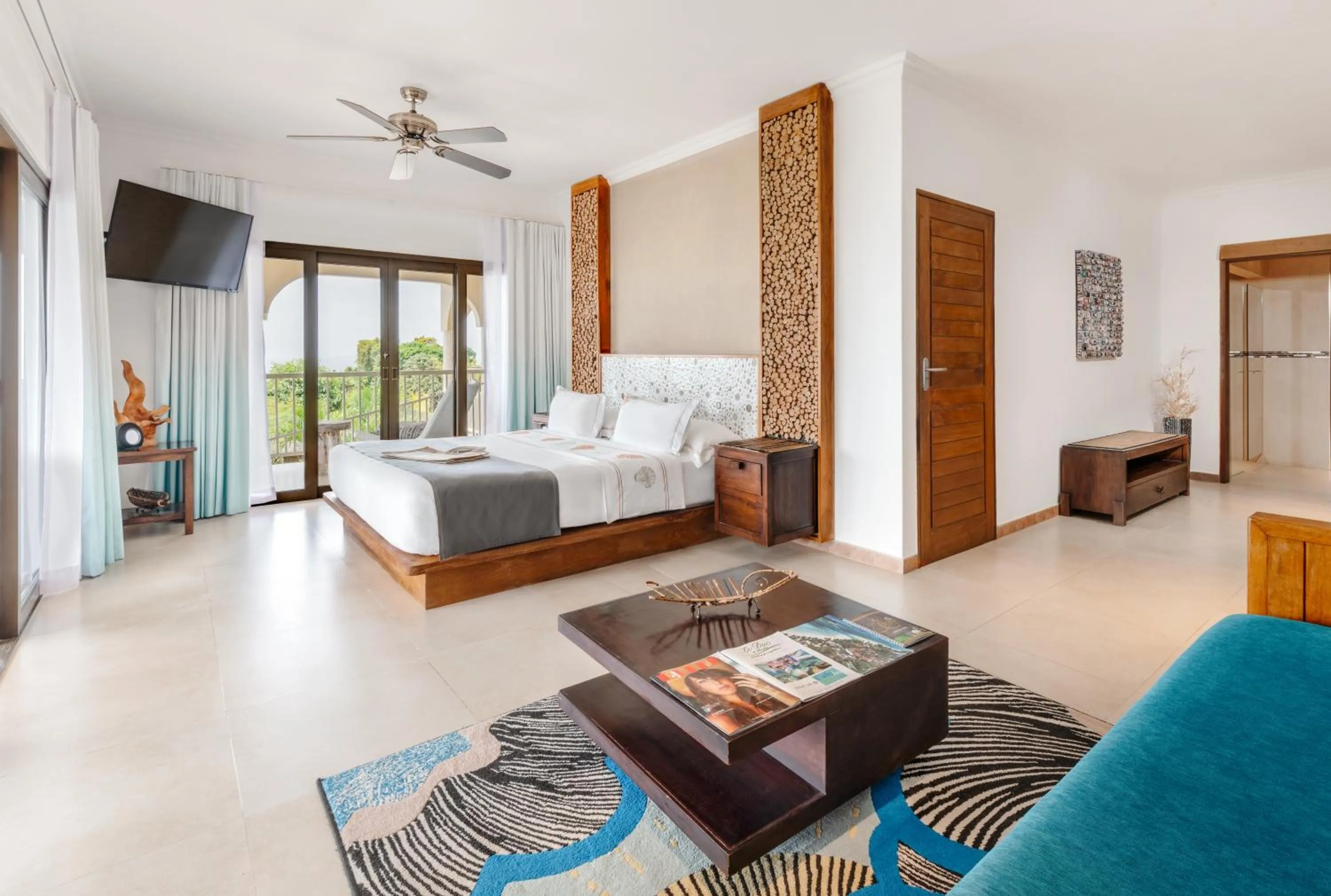 Bedroom, Bed in Hotel Le Duc de Praslin