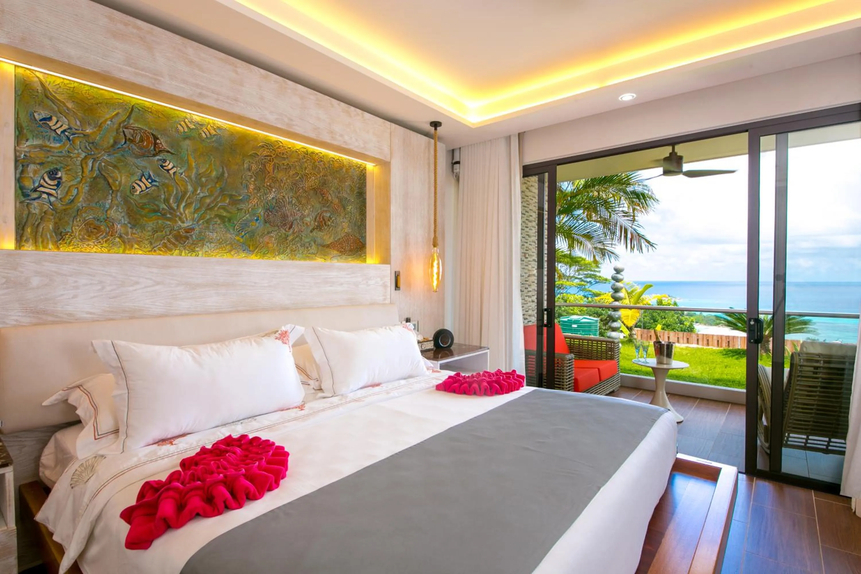 Bed in Hotel Le Duc de Praslin