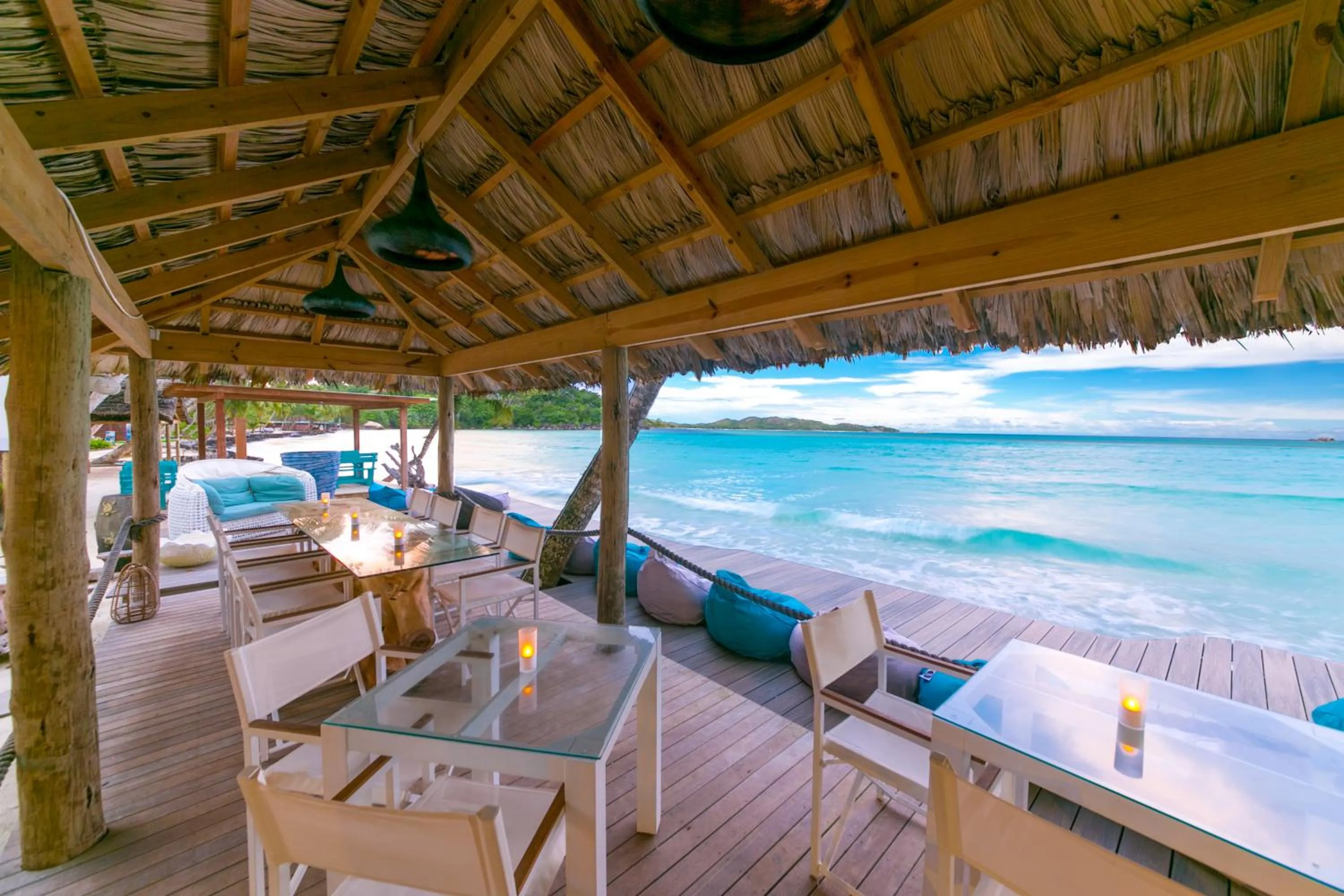 Restaurant/places to eat in Hotel Le Duc de Praslin