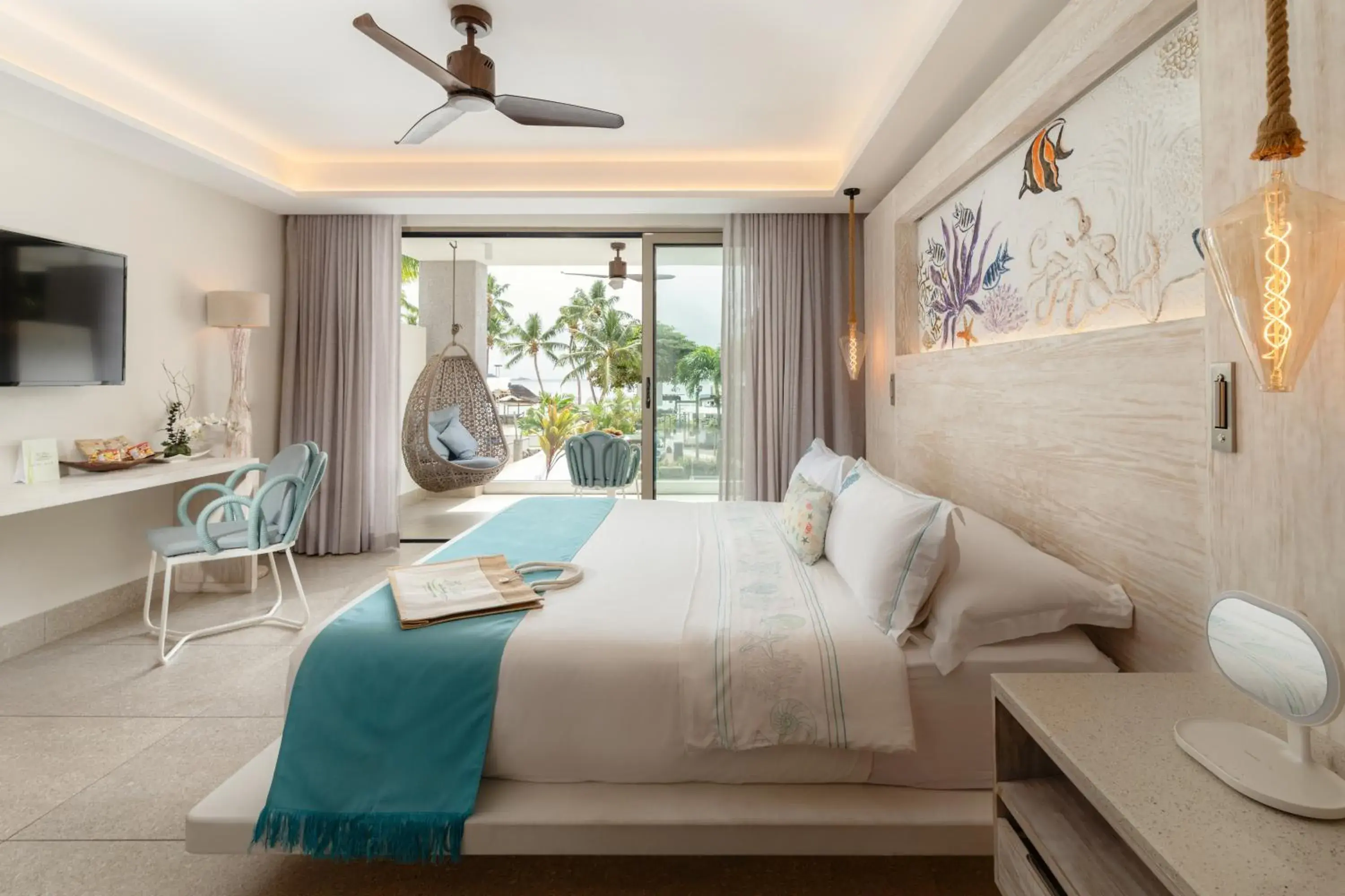 Ocean Rooms in Hotel Le Duc de Praslin Ocean Rooms in Hotel Le Duc de Praslin