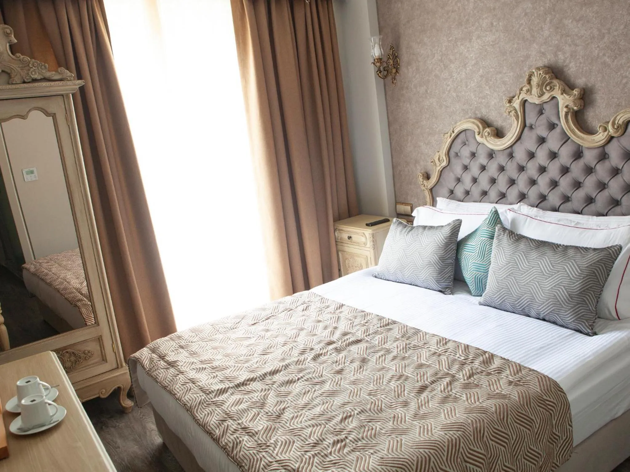 Bedroom in Idylle Hotel