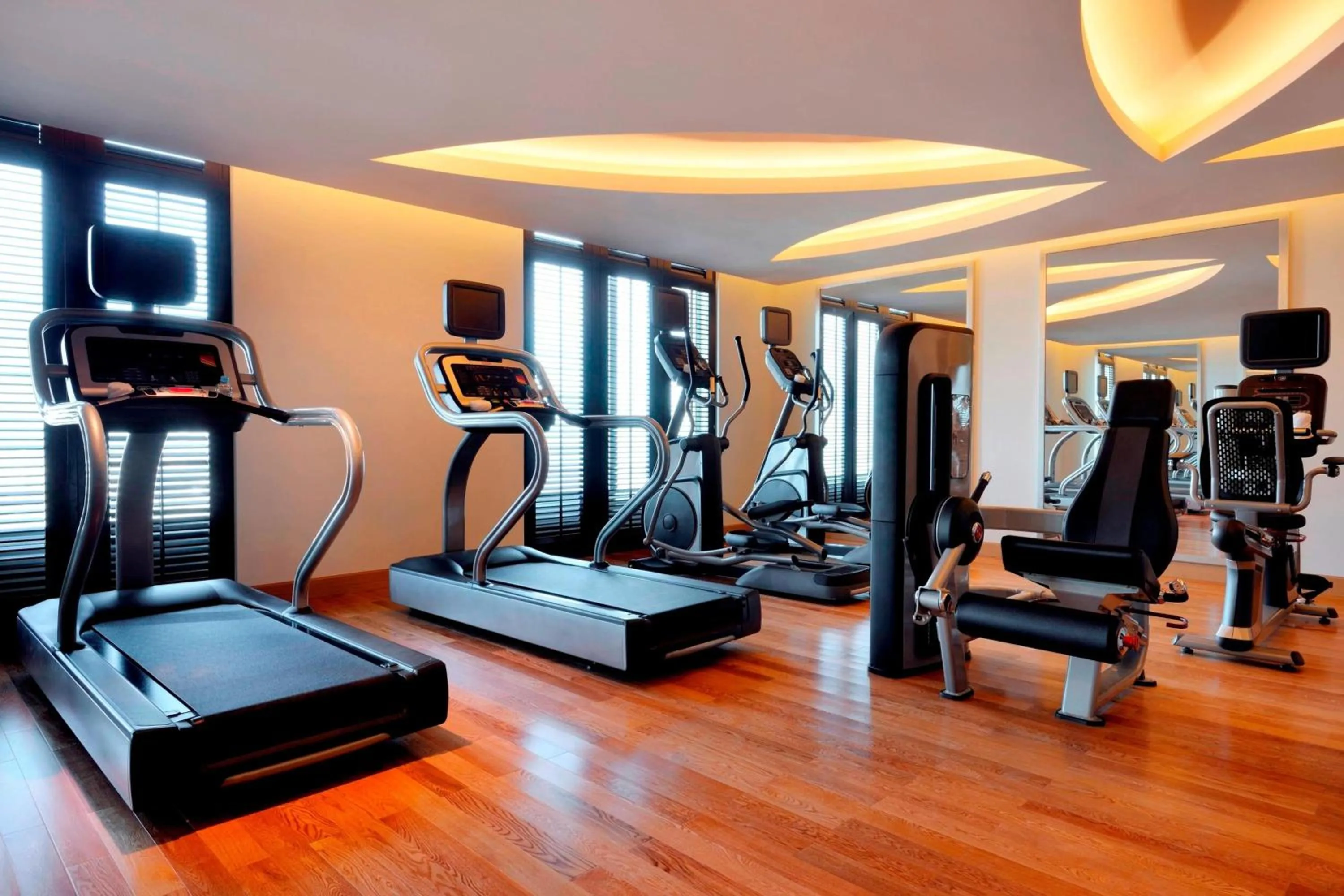 Fitness centre/facilities in Marriott Executive Apartments Al Jaddaf, Dubai