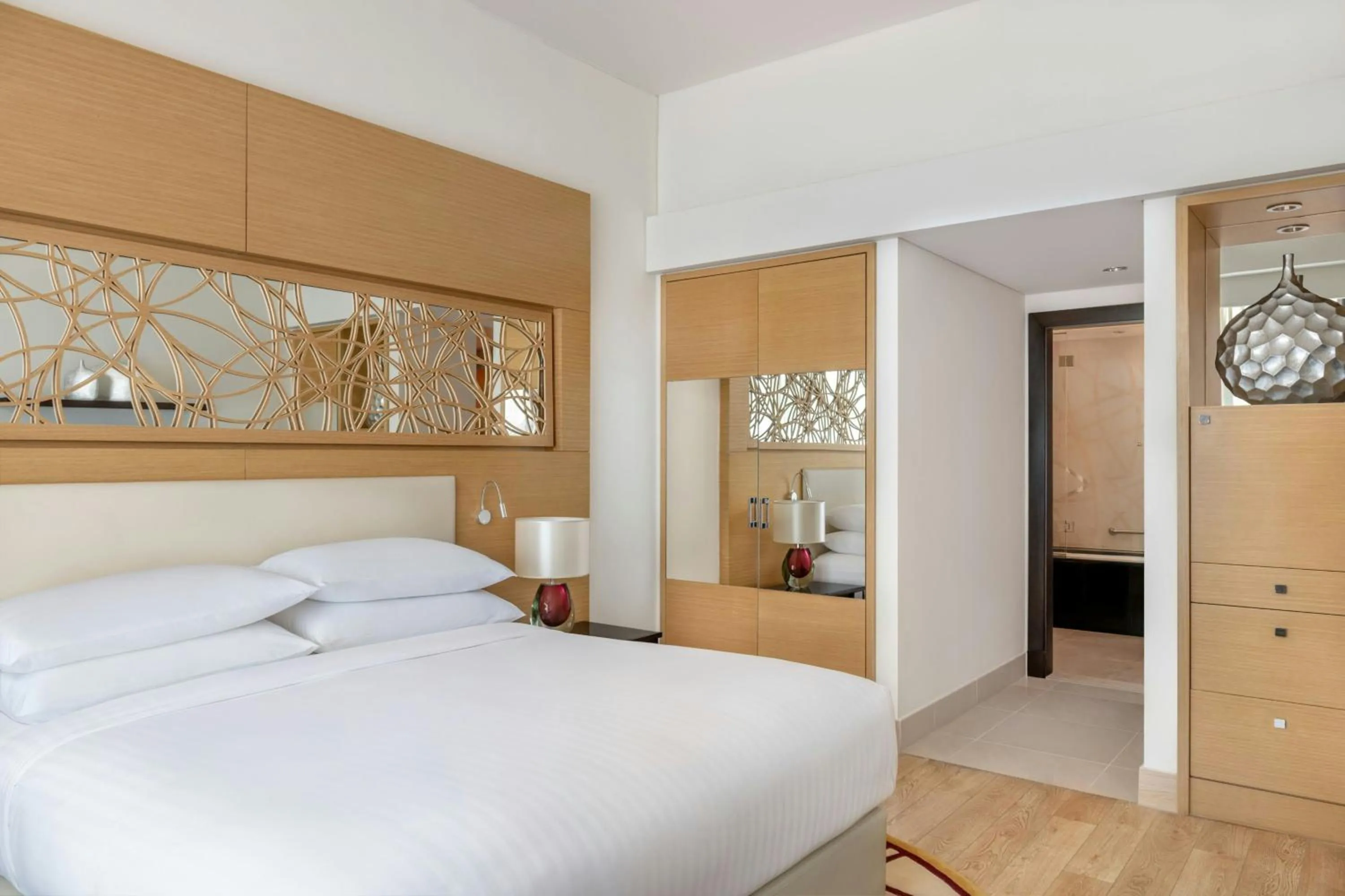 Bedroom, Bed in Marriott Executive Apartments Al Jaddaf, Dubai