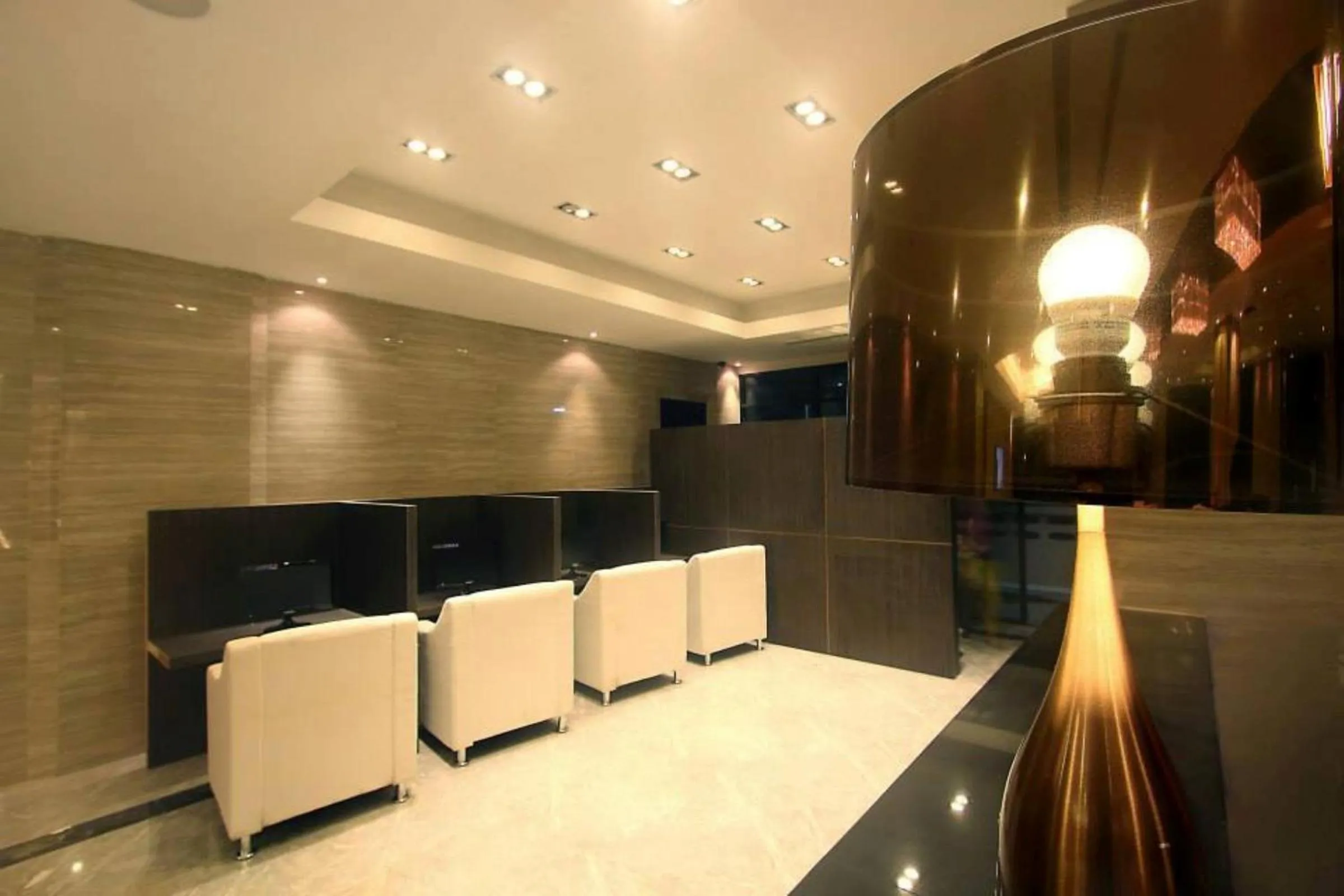 Area and facilities in Avana Laem Chabang Boutique Hotel