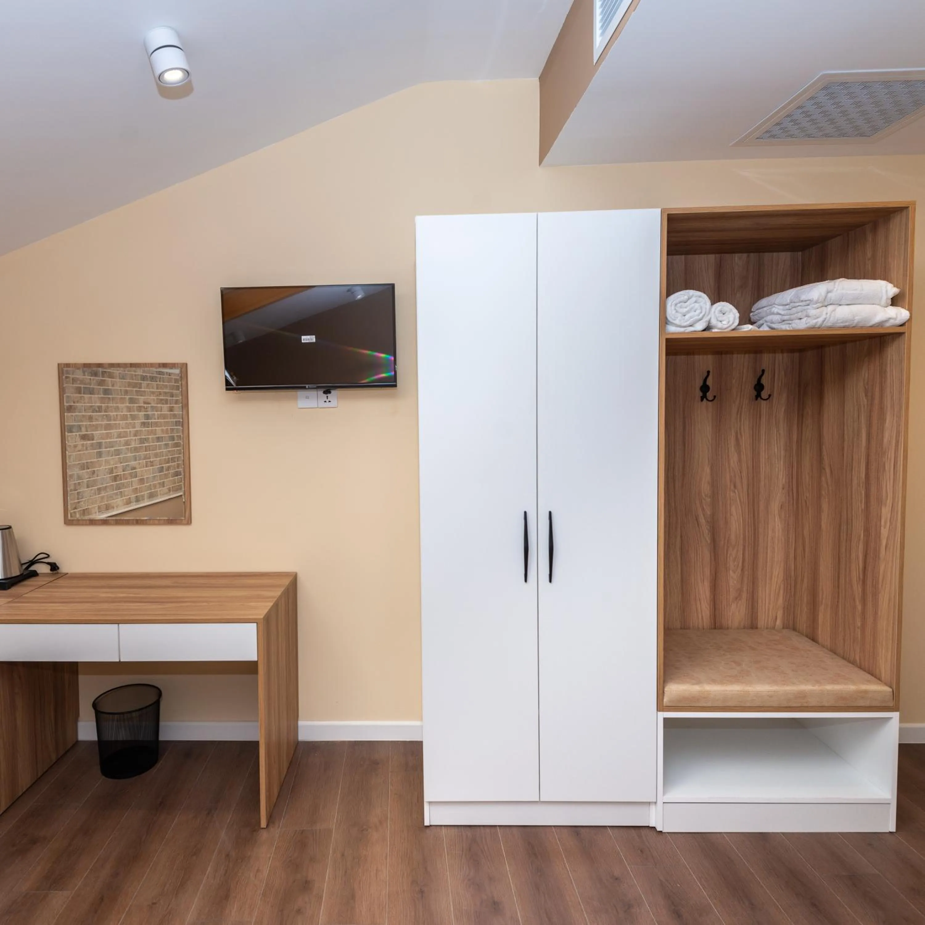 wardrobe in OLF Hotel