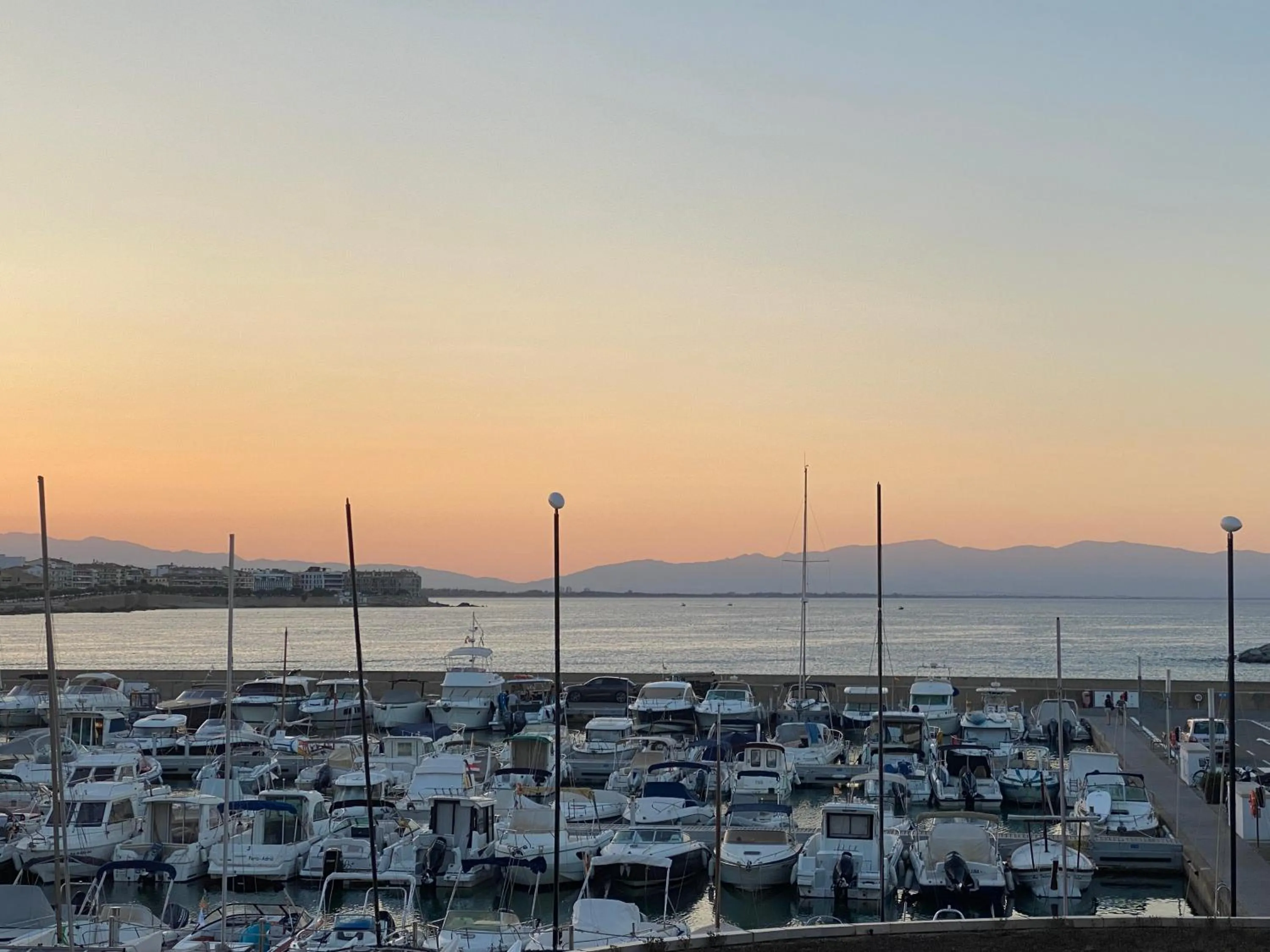 Natural landscape in Precioso apartamento en primera línea de mar