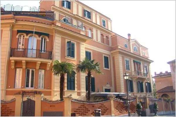 Facade/entrance in San Anselmo