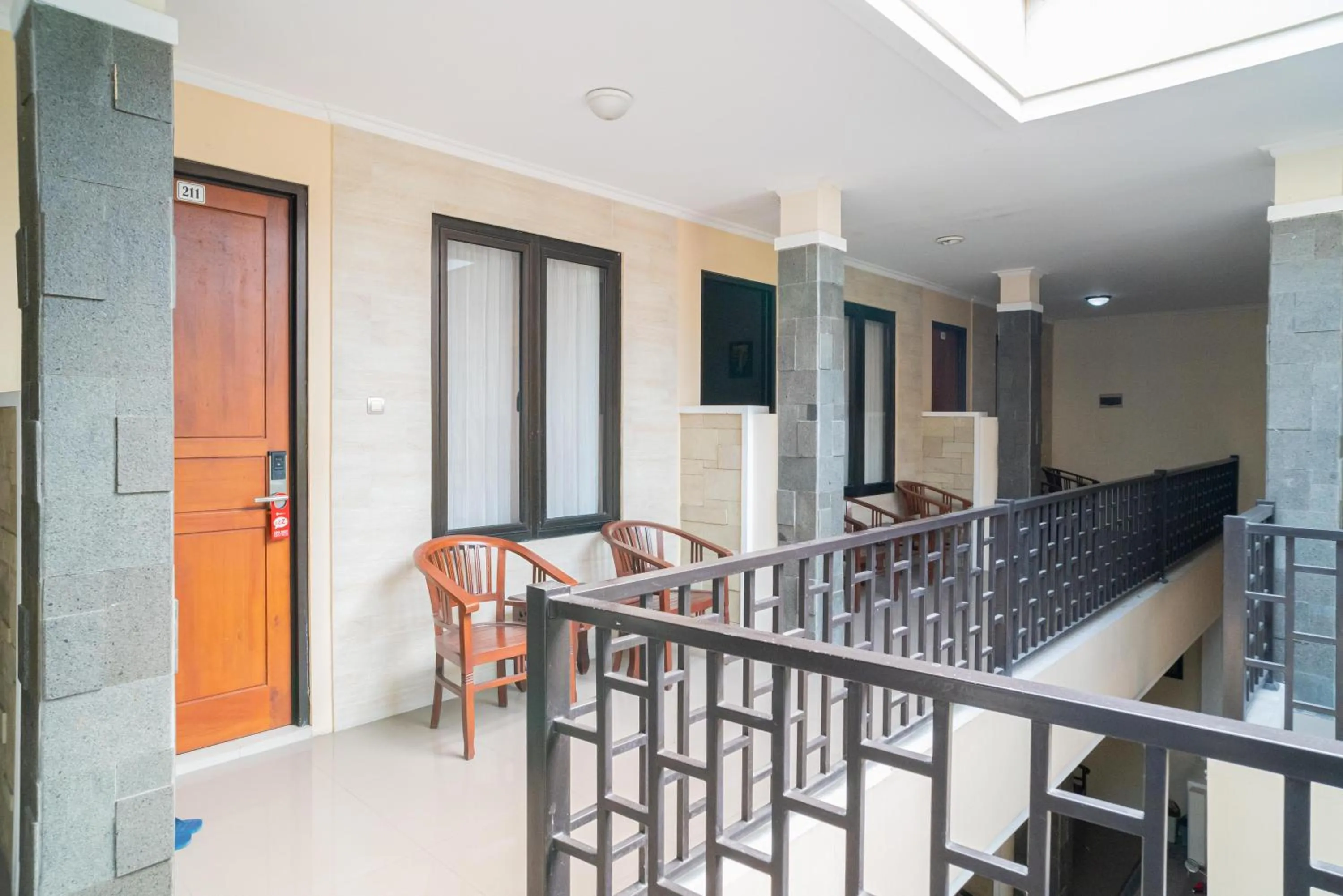 Property building in RedDoorz Plus Syariah @ Jalan Dokter Wahidin Bojonegoro