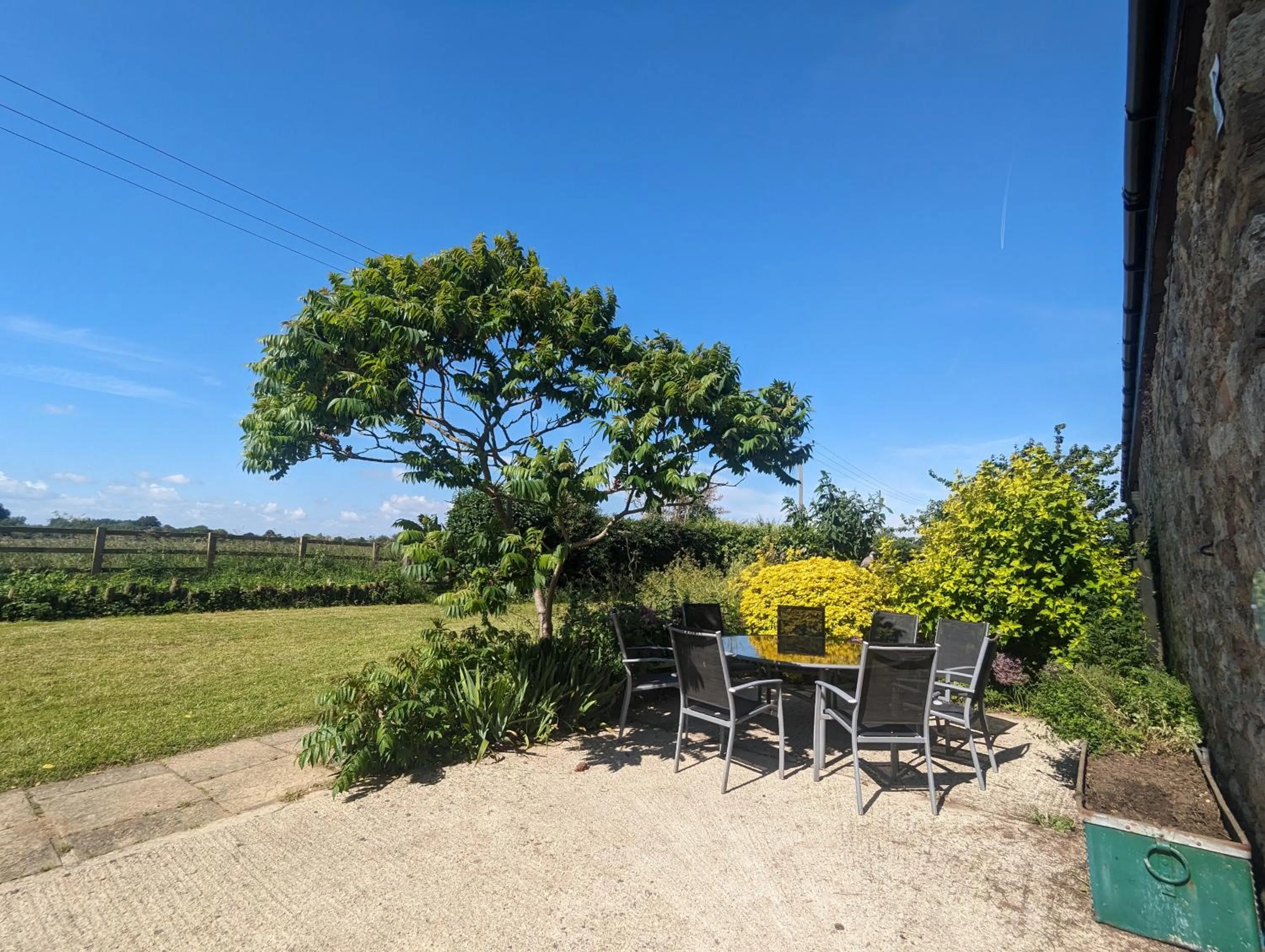 Patio in Kingfisher Barn