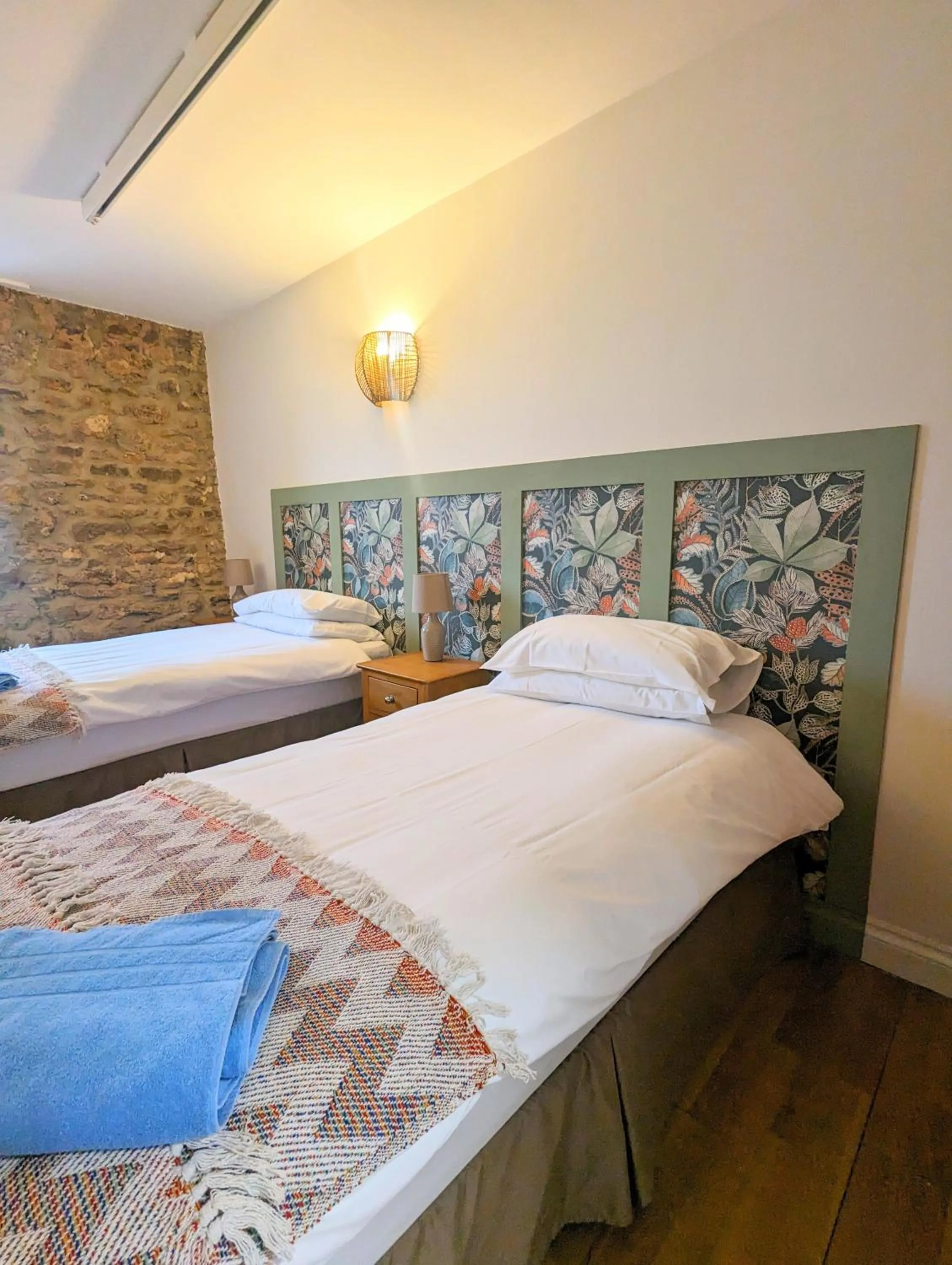 Bed in Kingfisher Barn