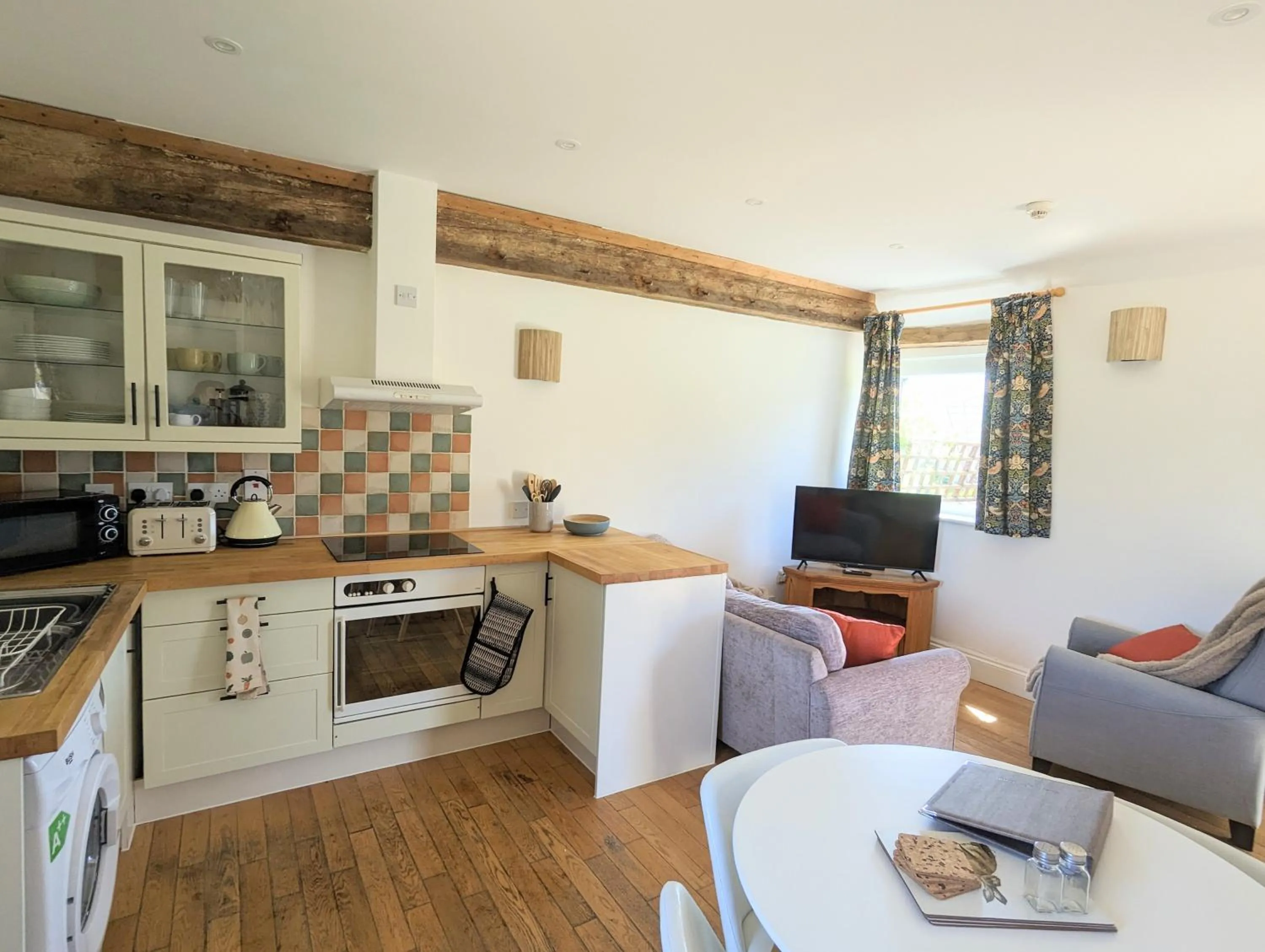 kitchen in Kingfisher Barn