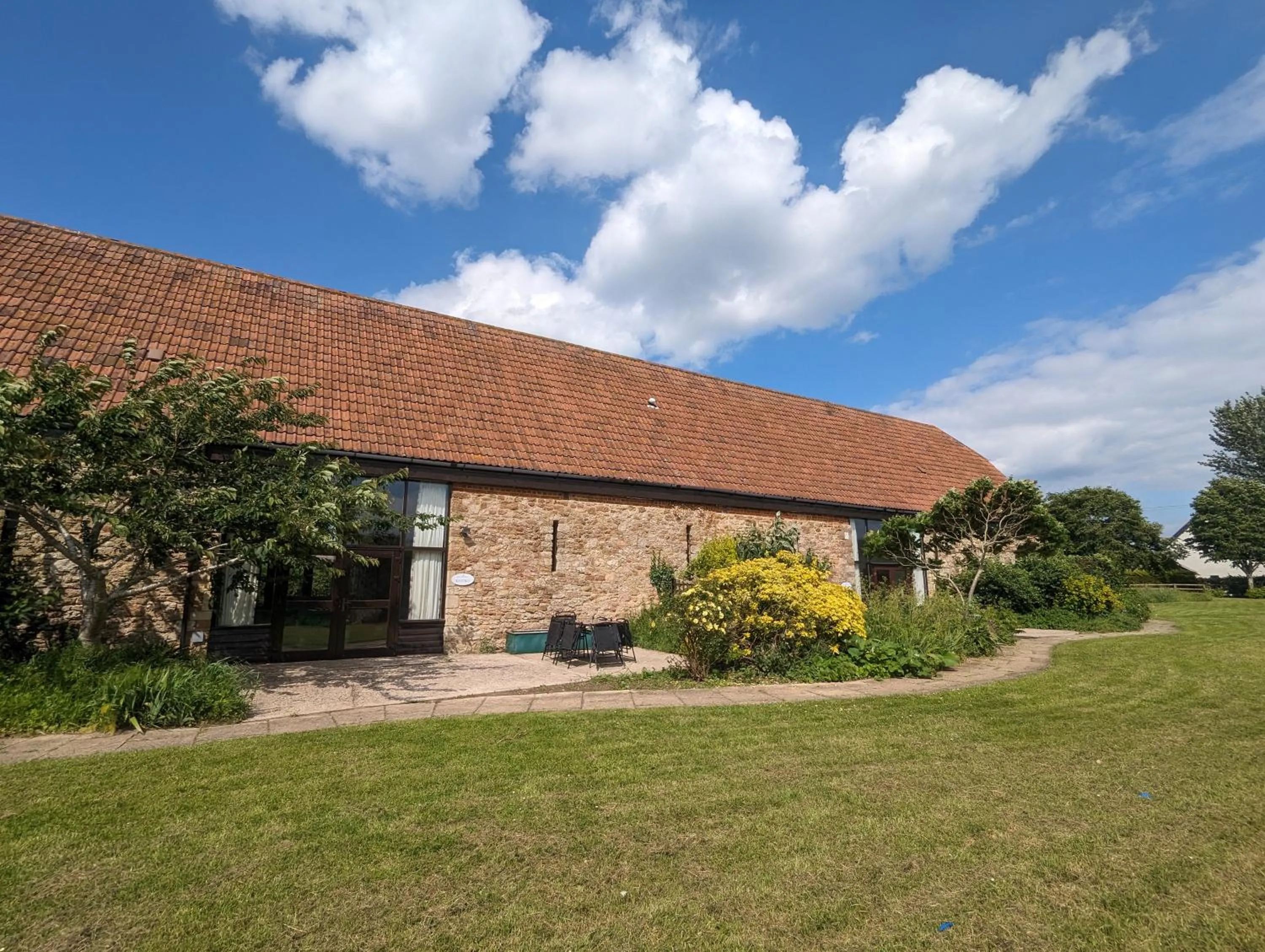 Property building in Kingfisher Barn