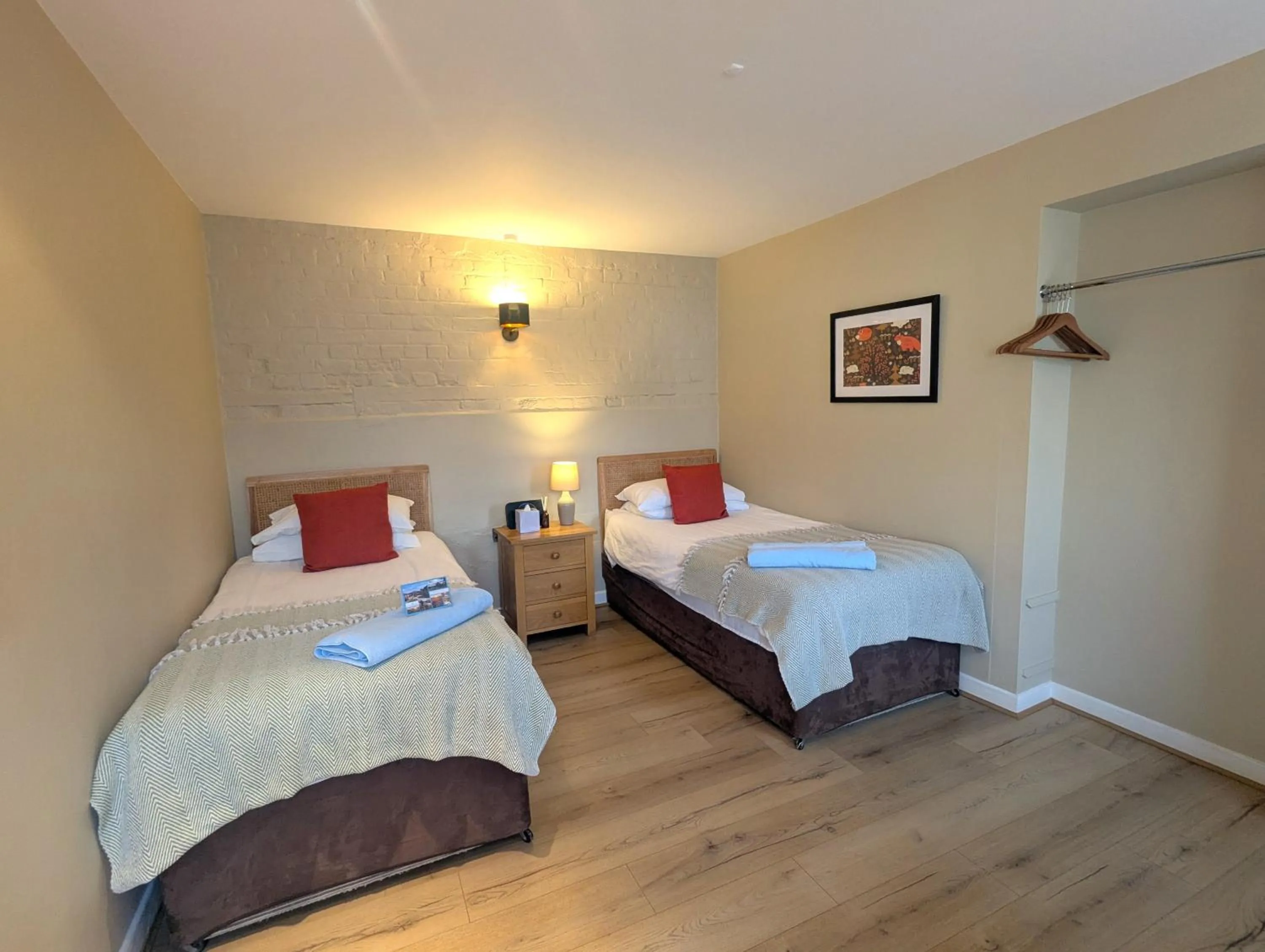 Bed in Kingfisher Barn