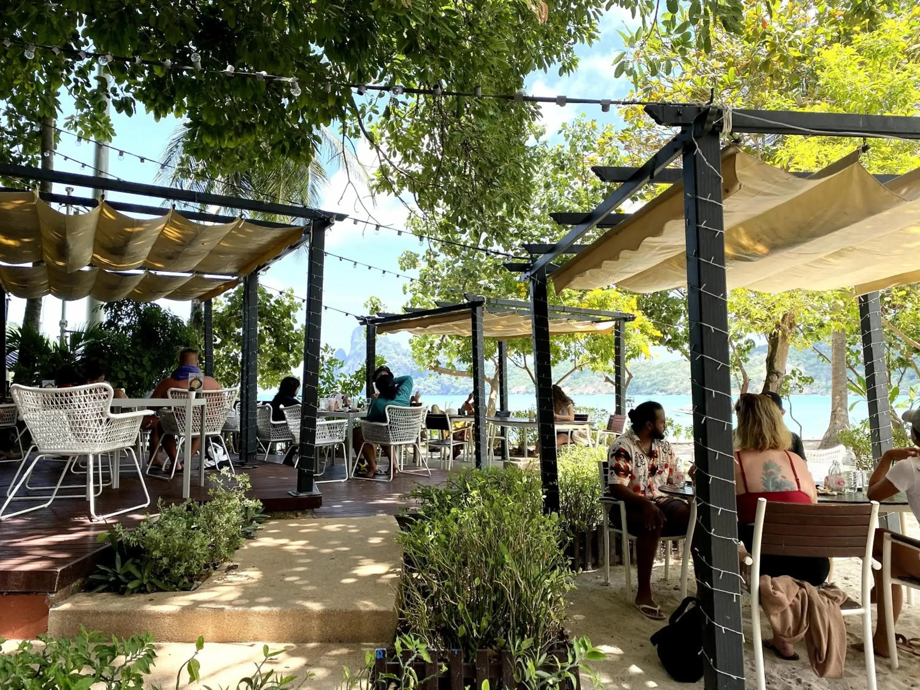 Restaurant/places to eat in PP Princess Resort Restaurant/places to eat in PP Princess Resort