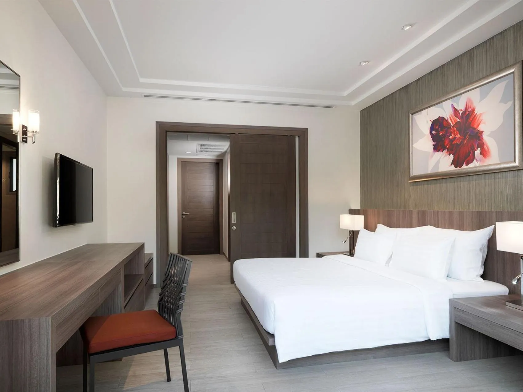 Photo of the whole room, Bed in PP Princess Resort