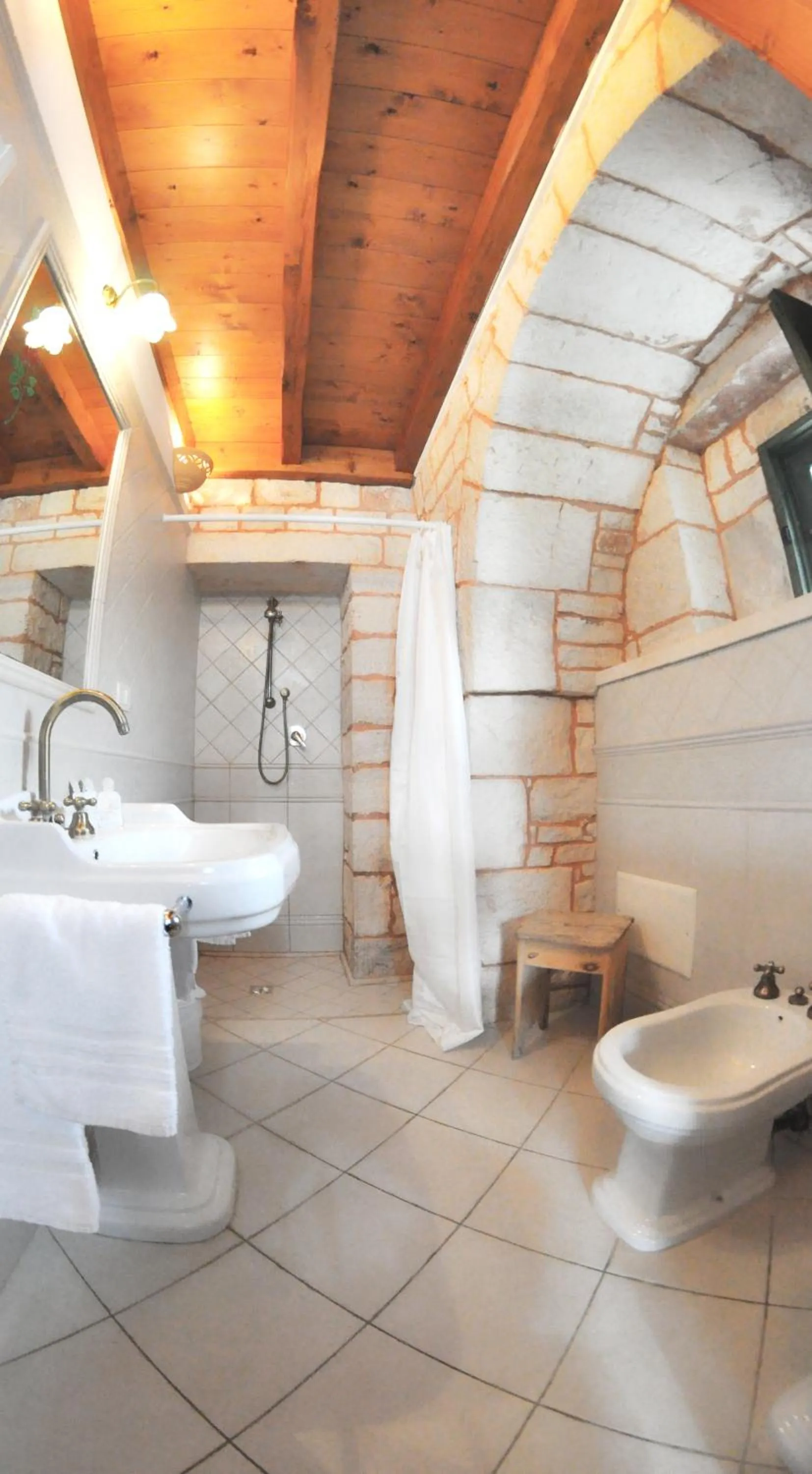 Bathroom in Masseria Rosa Trulli Relais