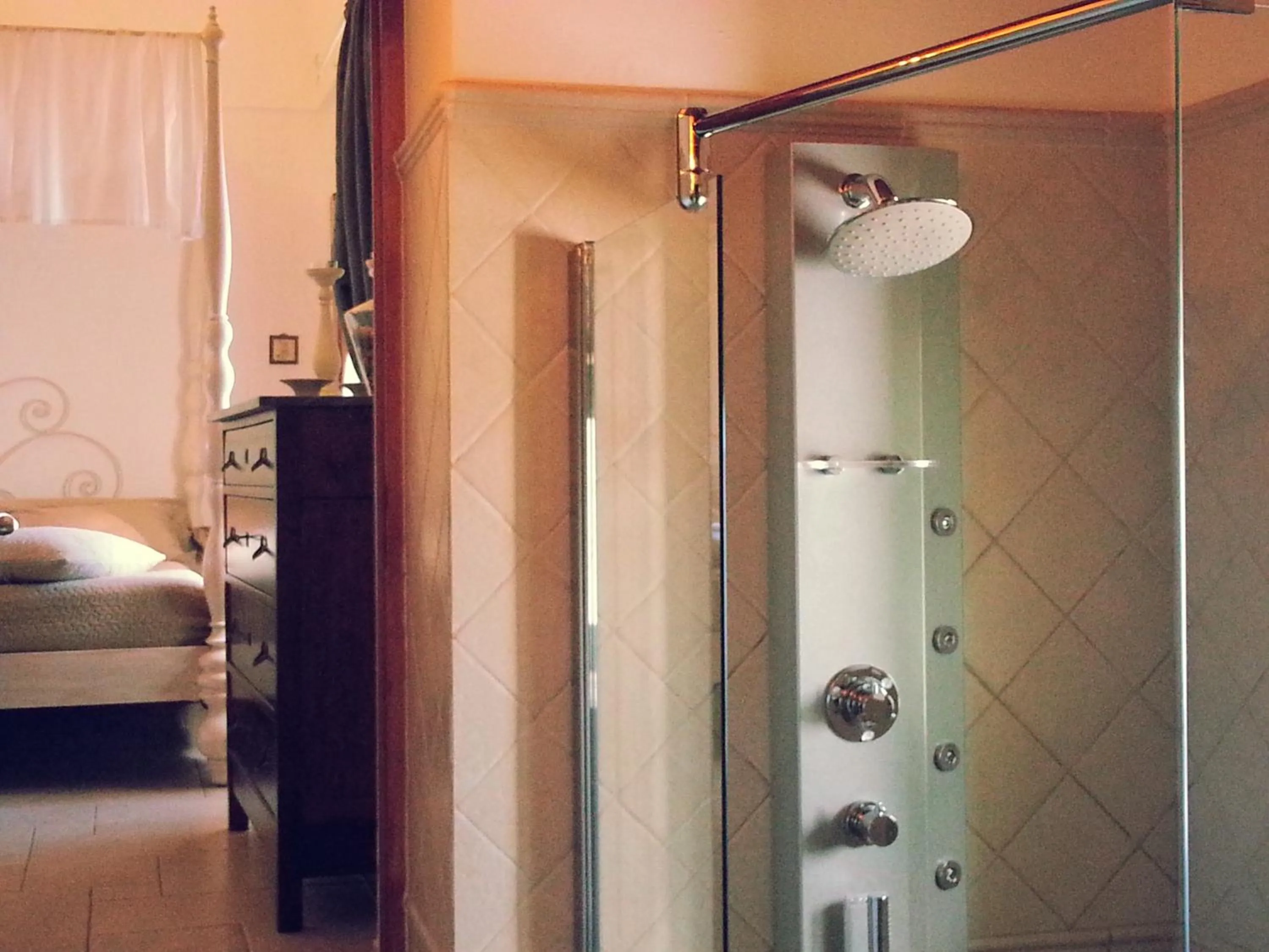 Bathroom, Bed in Masseria Rosa Trulli Relais