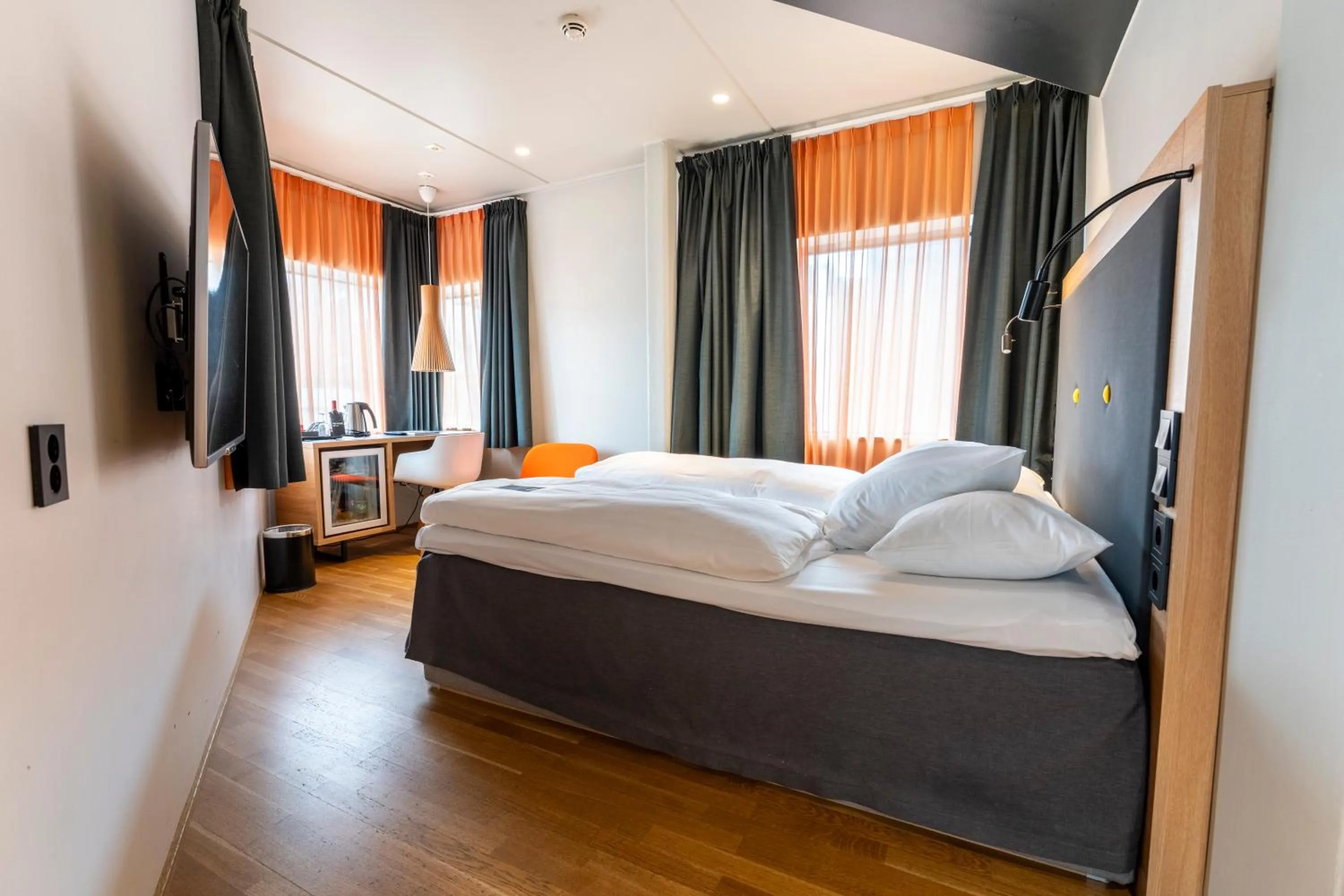 Photo of the whole room, Bed in Clarion Hotel The Edge