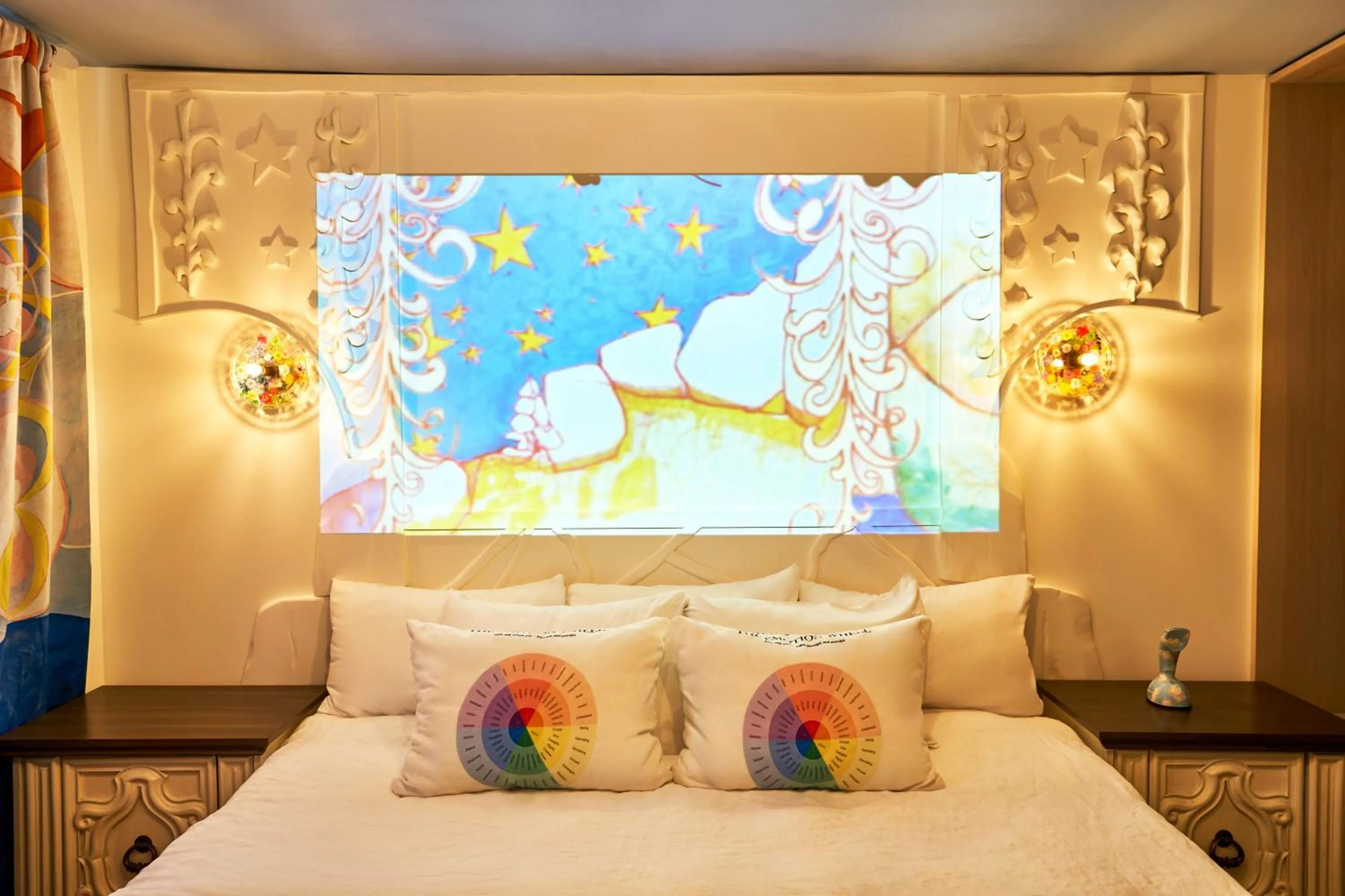 Bed in Motel Chelsea