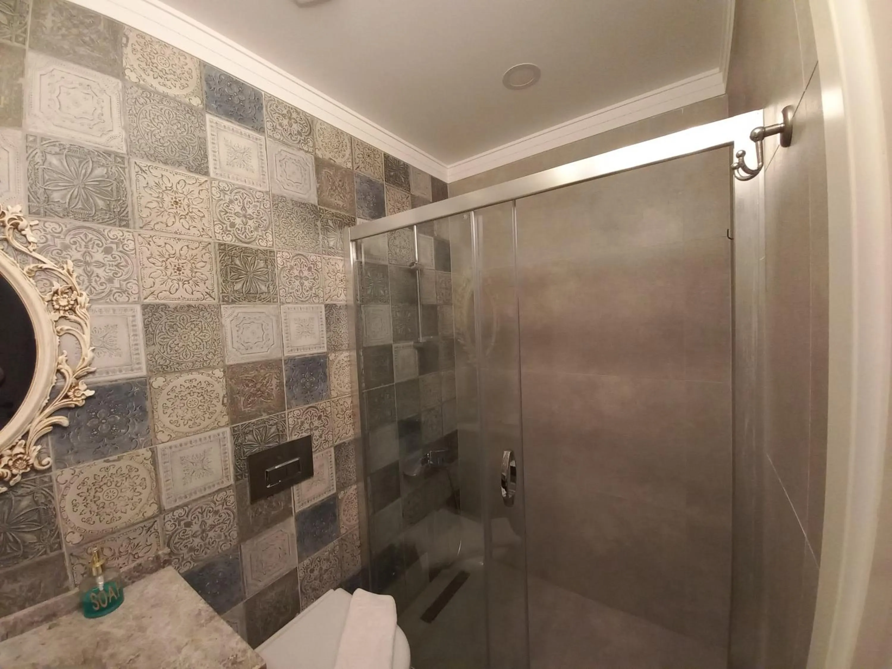 Shower in Chloe hotel Alacati