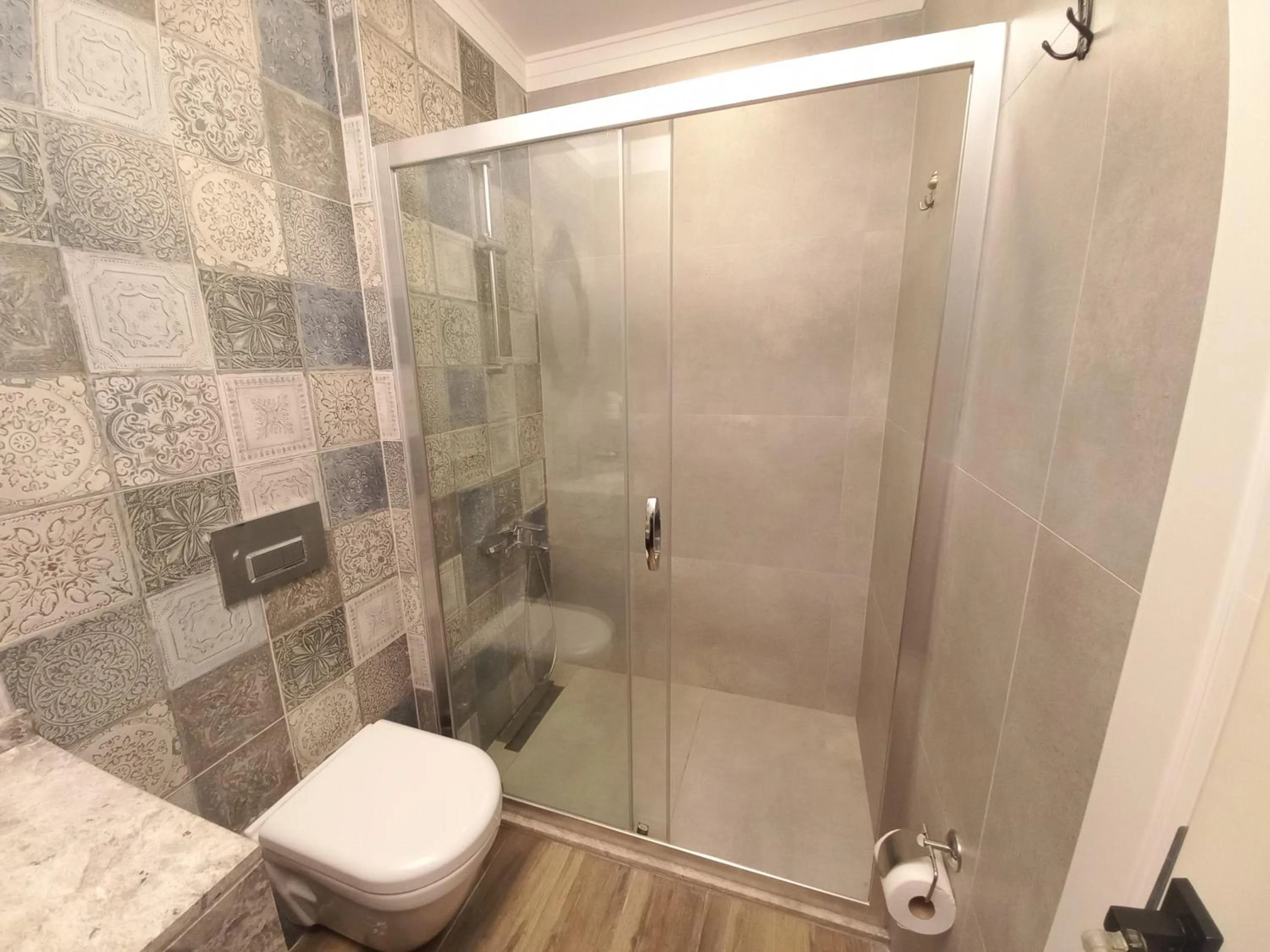 Shower in Chloe hotel Alacati