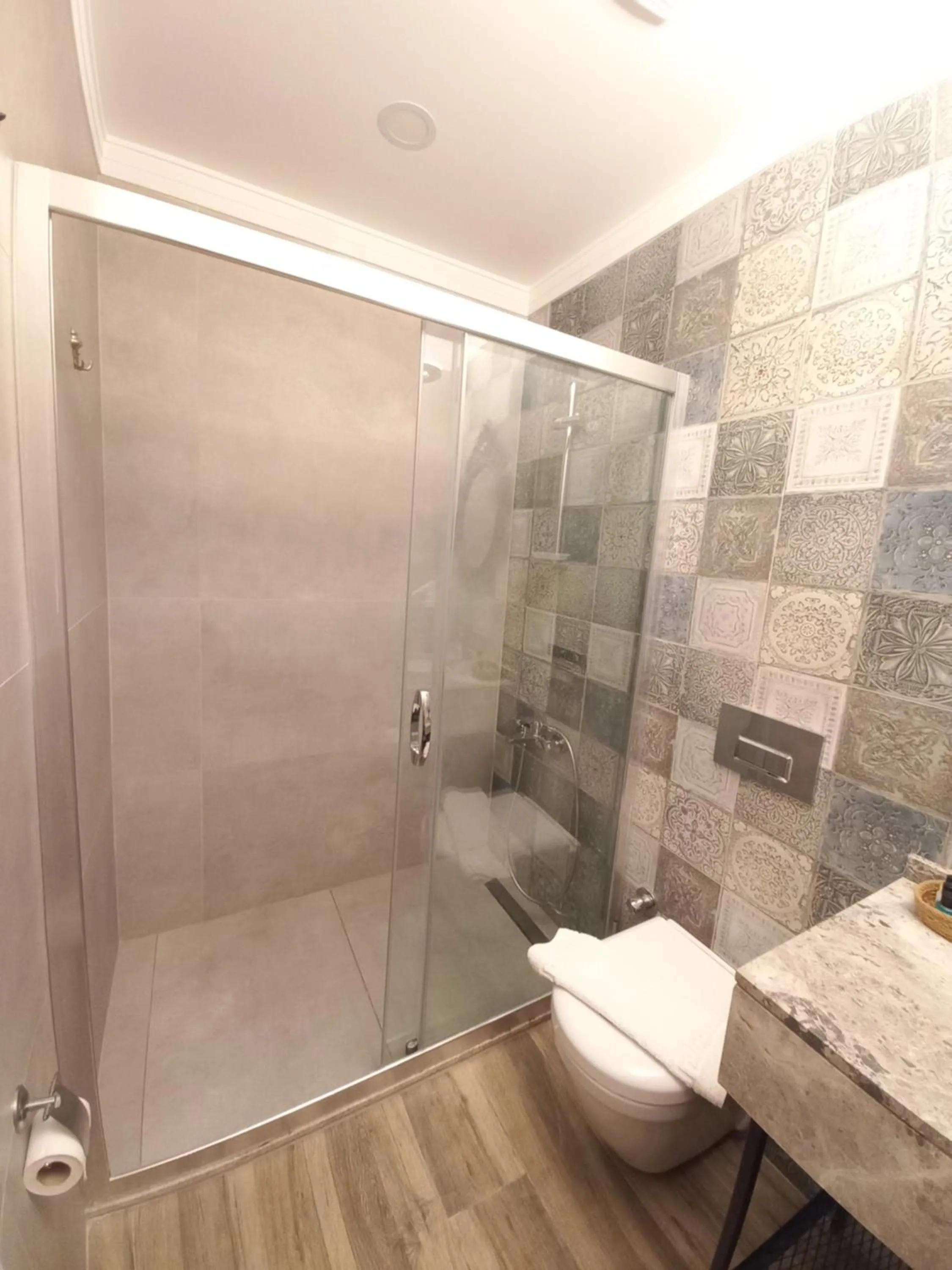 Shower in Chloe hotel Alacati