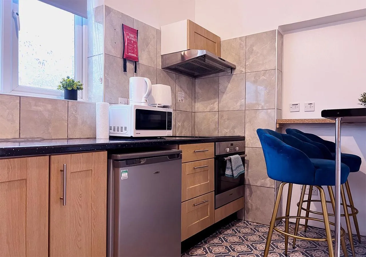 Kitchen or kitchenette in United Lodge Hotel