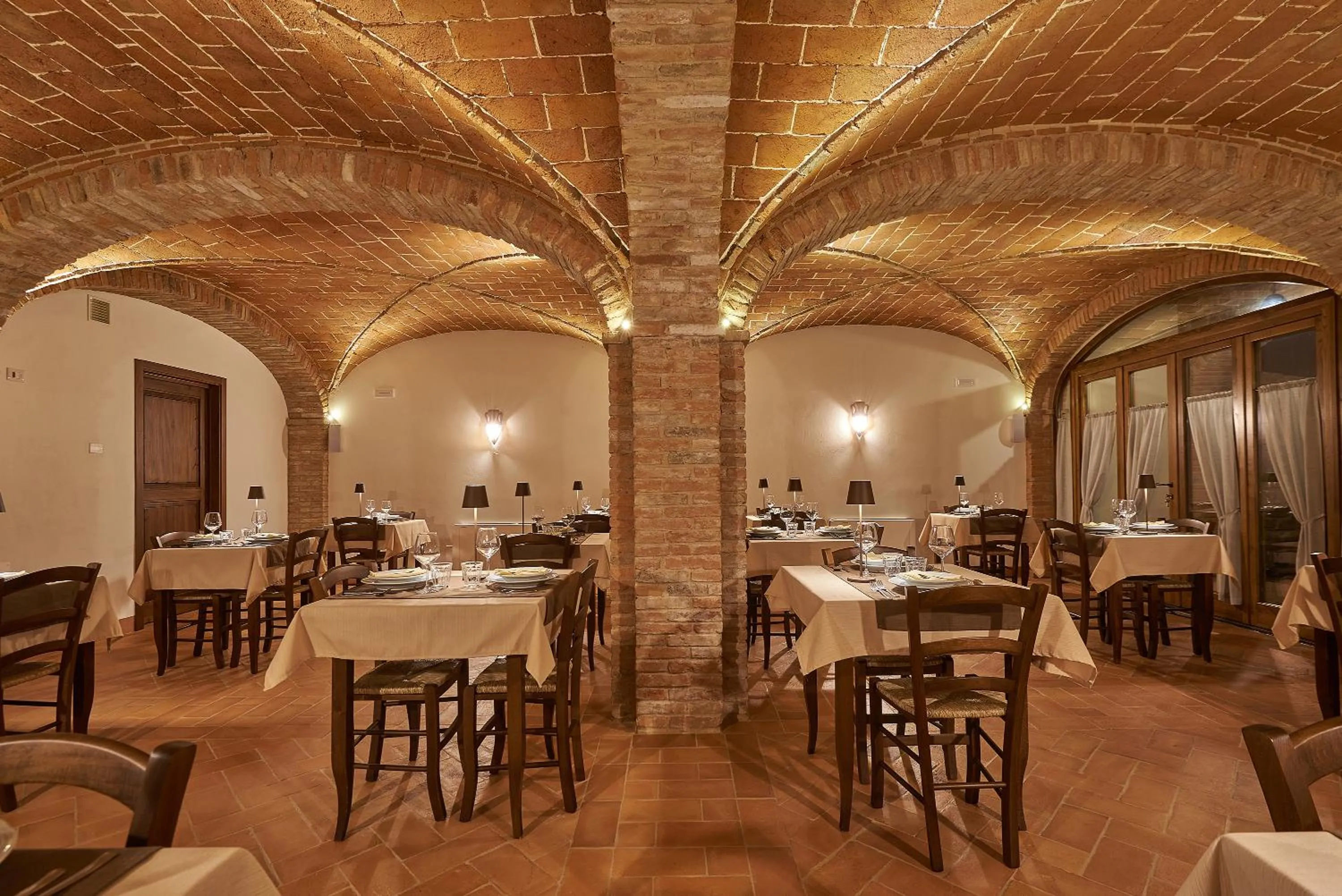 Restaurant/places to eat in Agriturismo Bonello