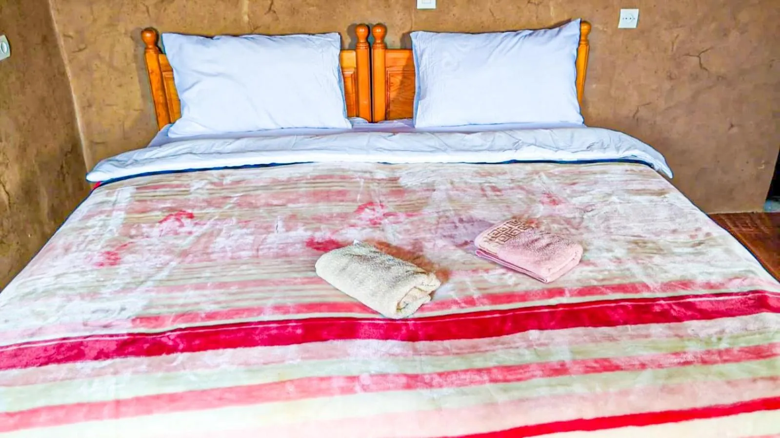 Bed in Café restaurante shelter calm life