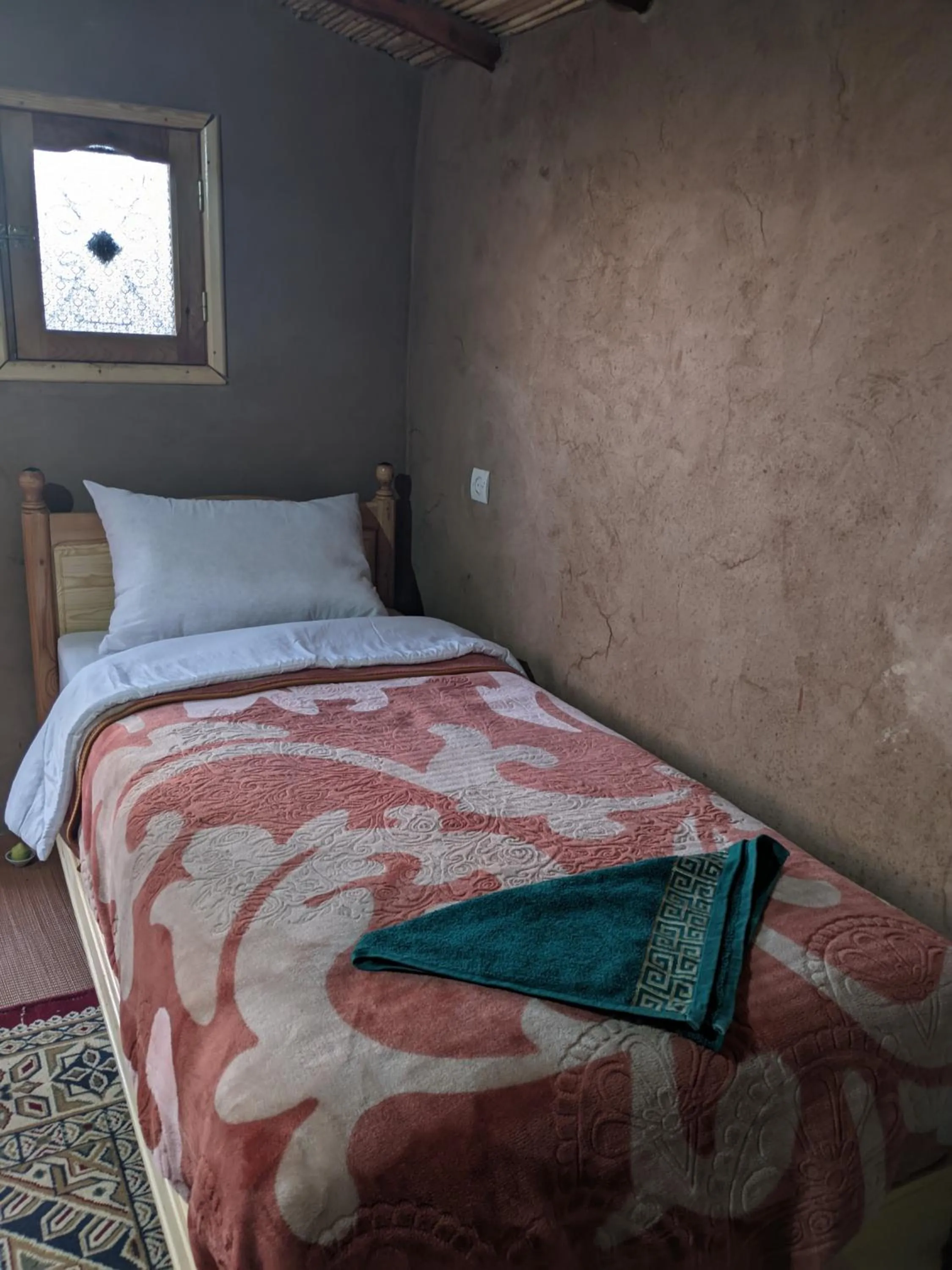 Bed in Café restaurante shelter calm life