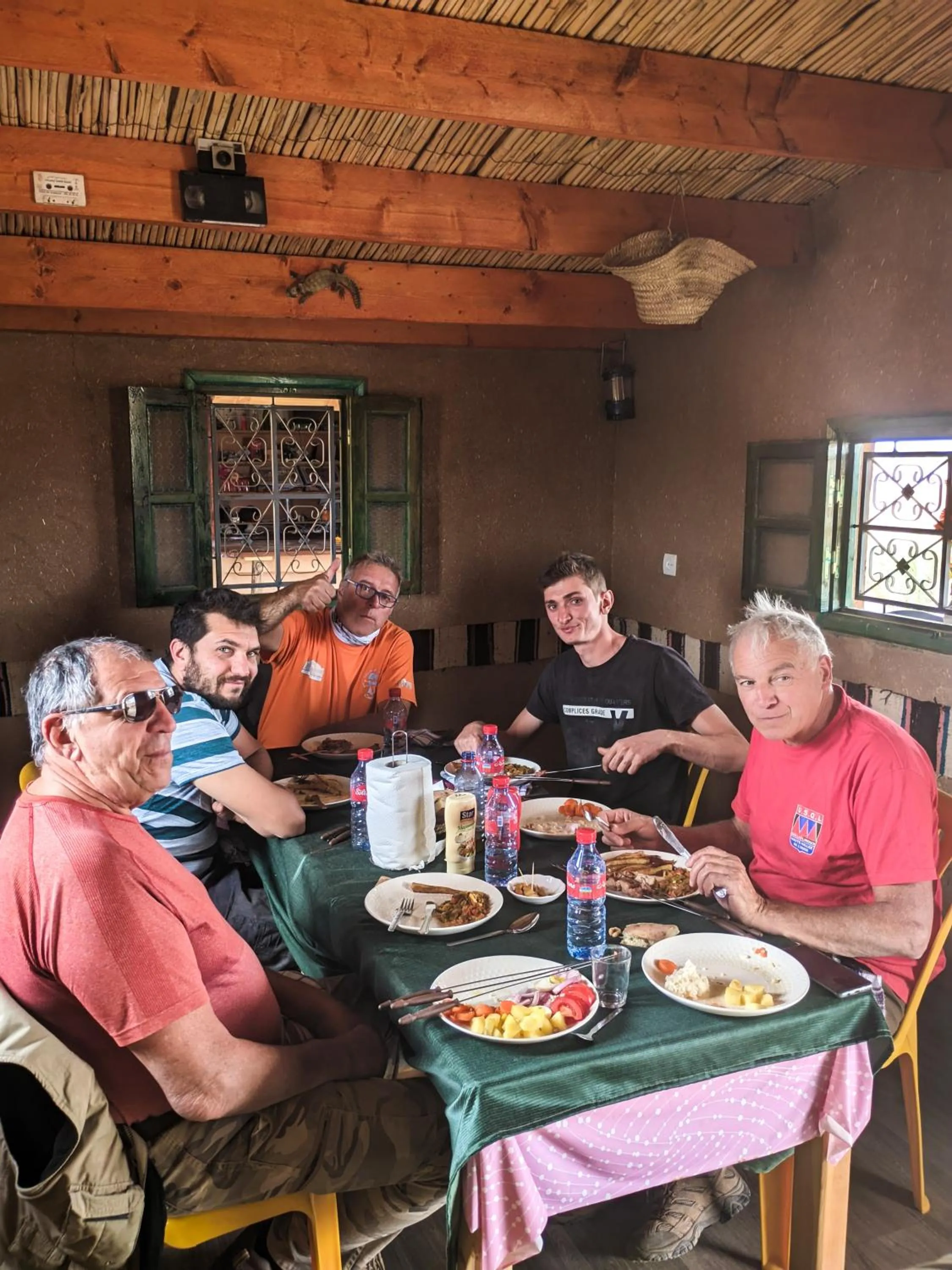 Café restaurante shelter calm life