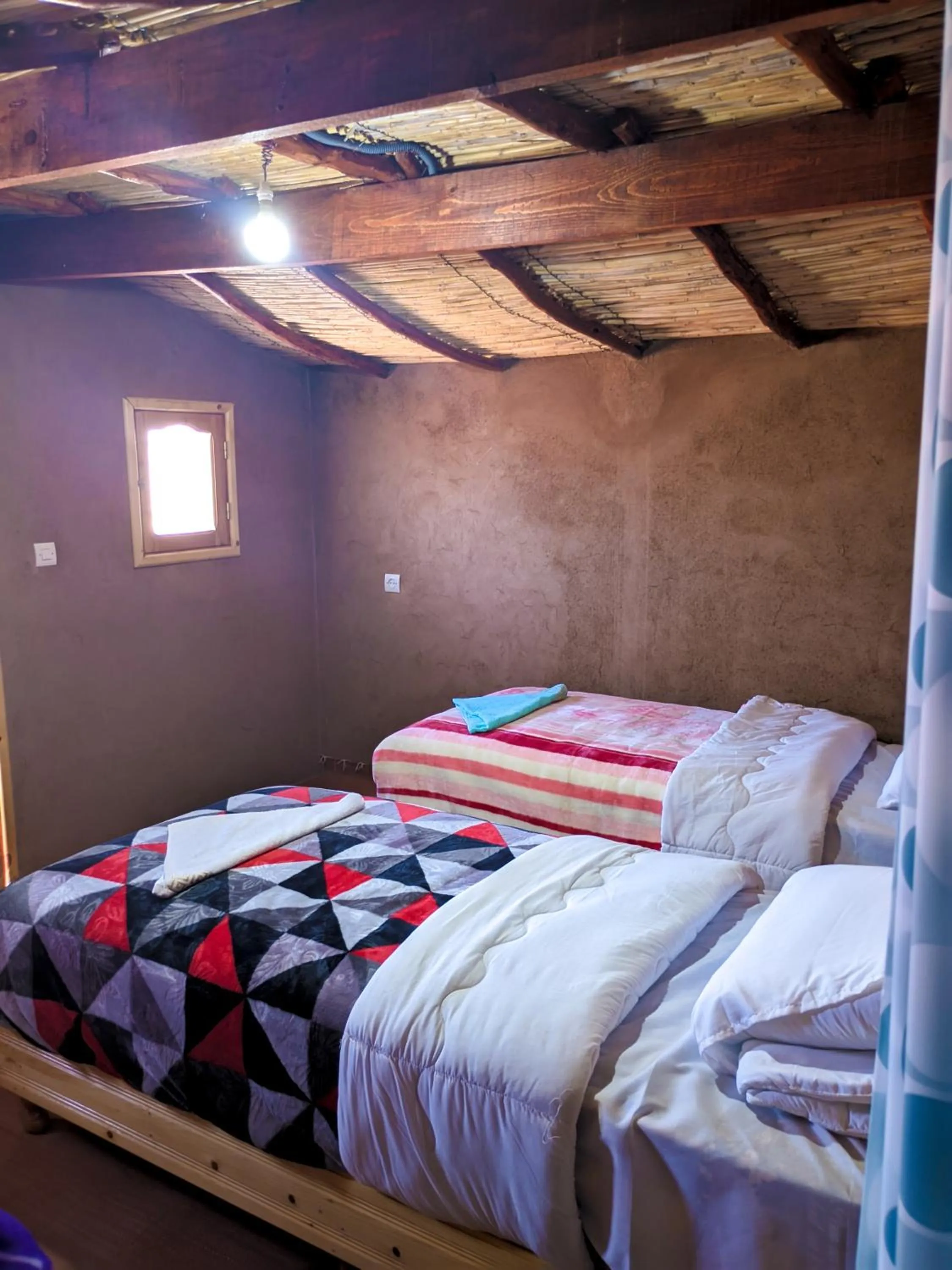 Bed in Café restaurante shelter calm life