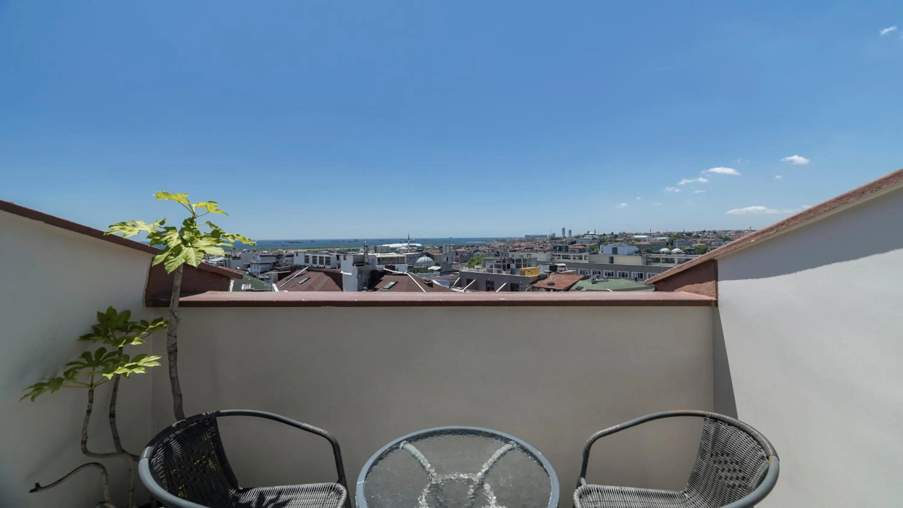 Photo of the whole room in Holiday Inn Istanbul Old City by IHG