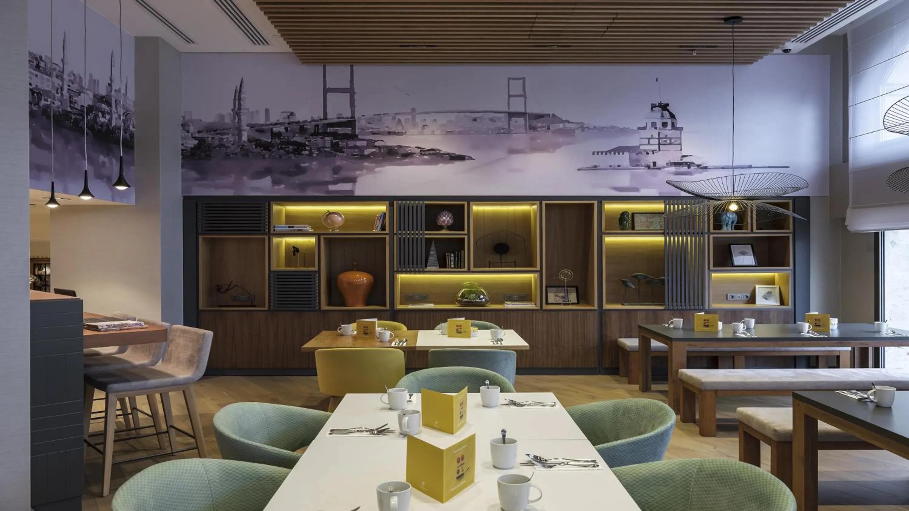 Restaurant/places to eat in Holiday Inn Istanbul Old City by IHG