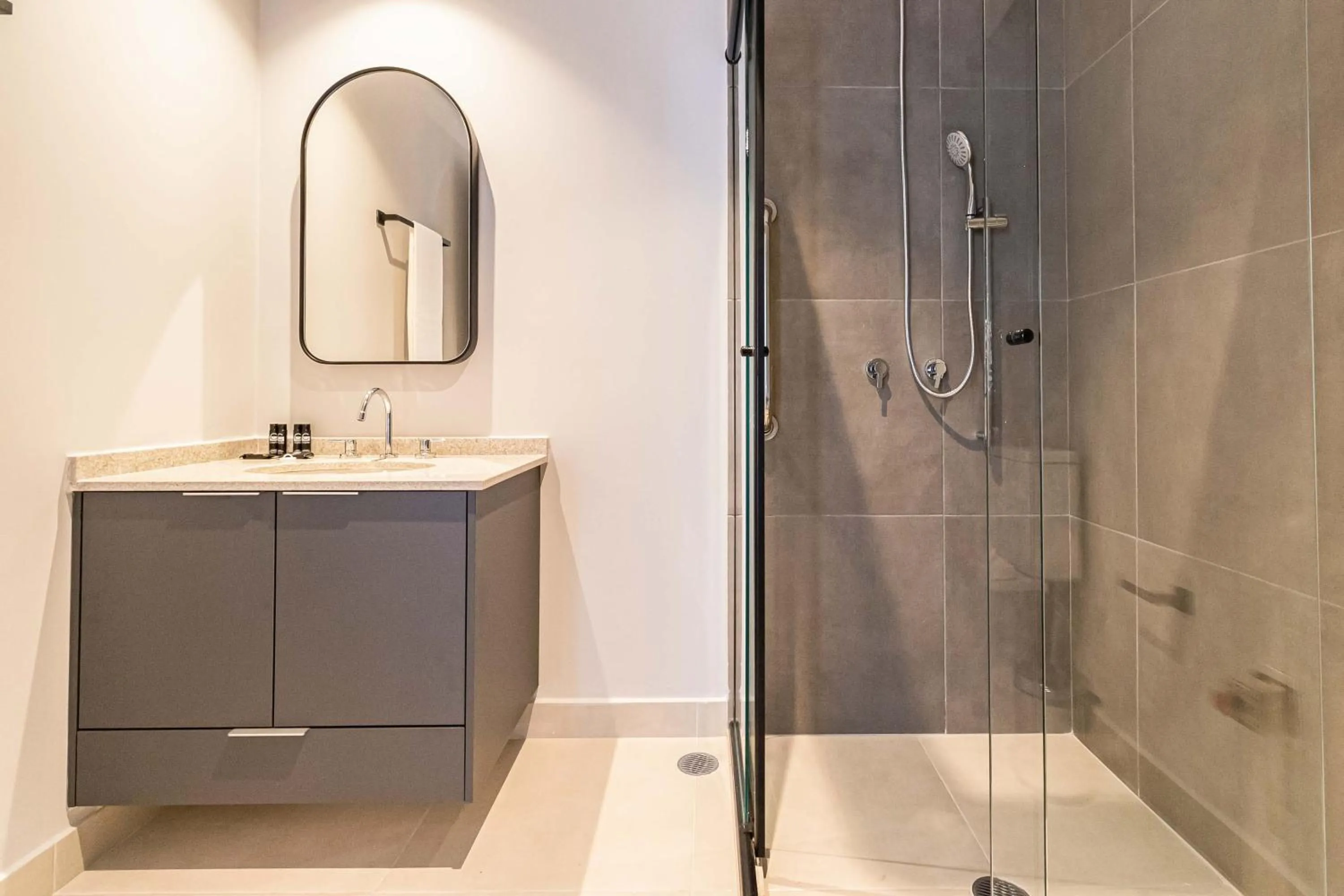 Shower in Charlie Houx Pinheiros